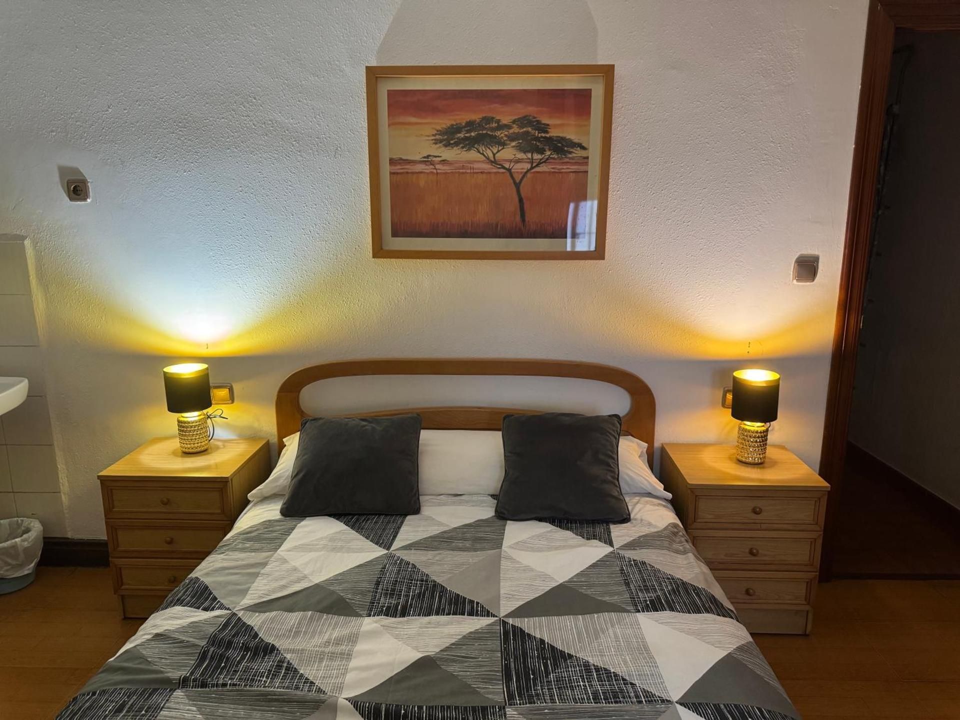 Double or Twin Room with Shared Bathroom
