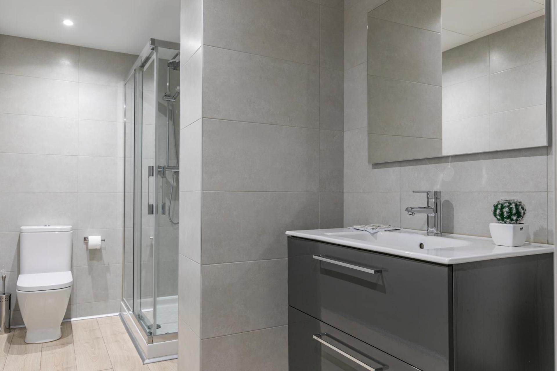 BMA by Forever Rentals Three-Bedroom Apartment