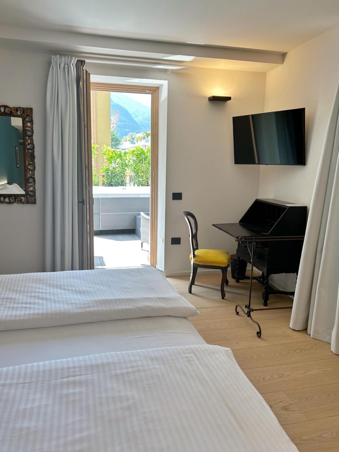 Deluxe Junior Suite