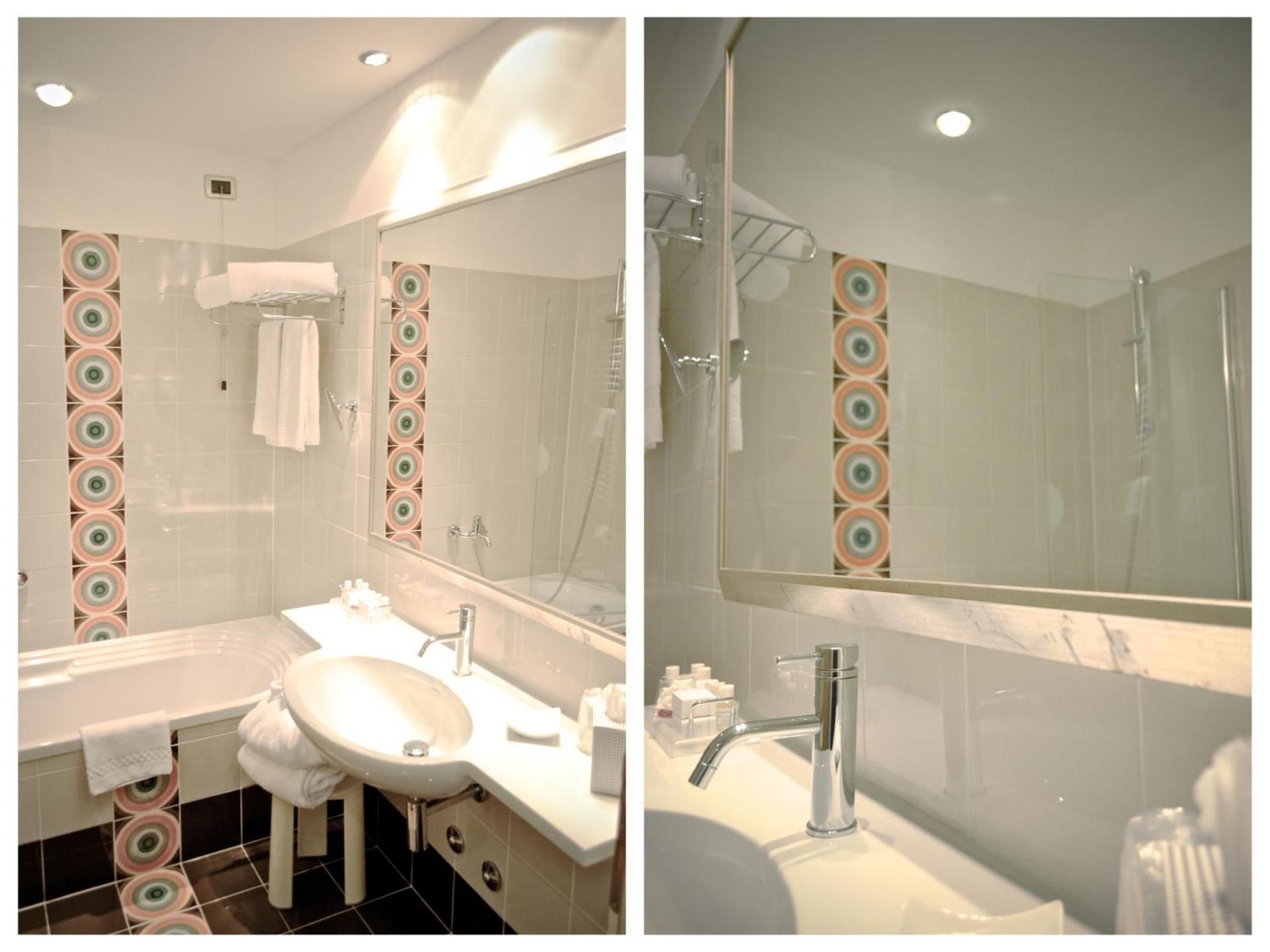 Deluxe Double Room with balcony and Garden View