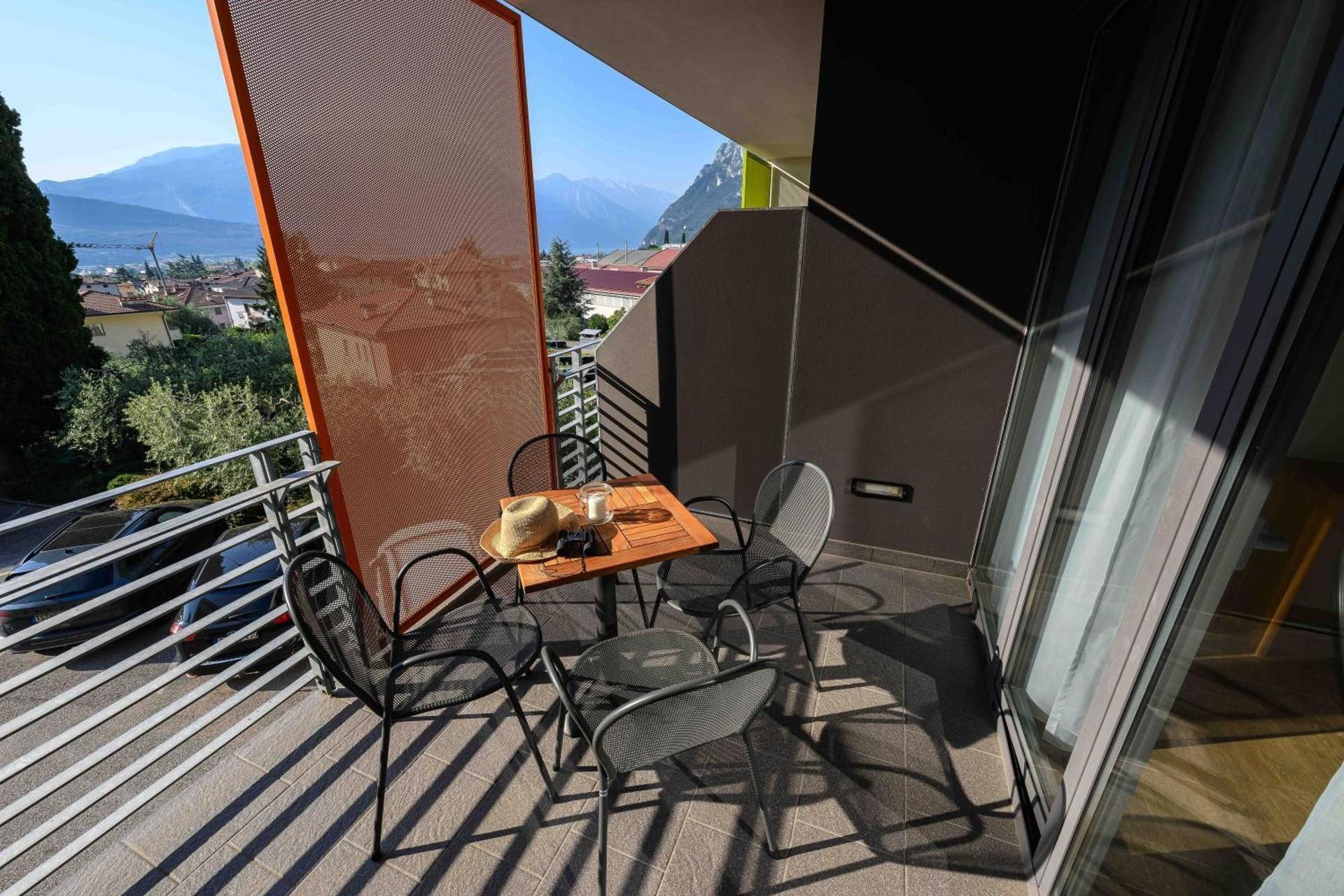 Comfort Double Room with Balcony and Lake View