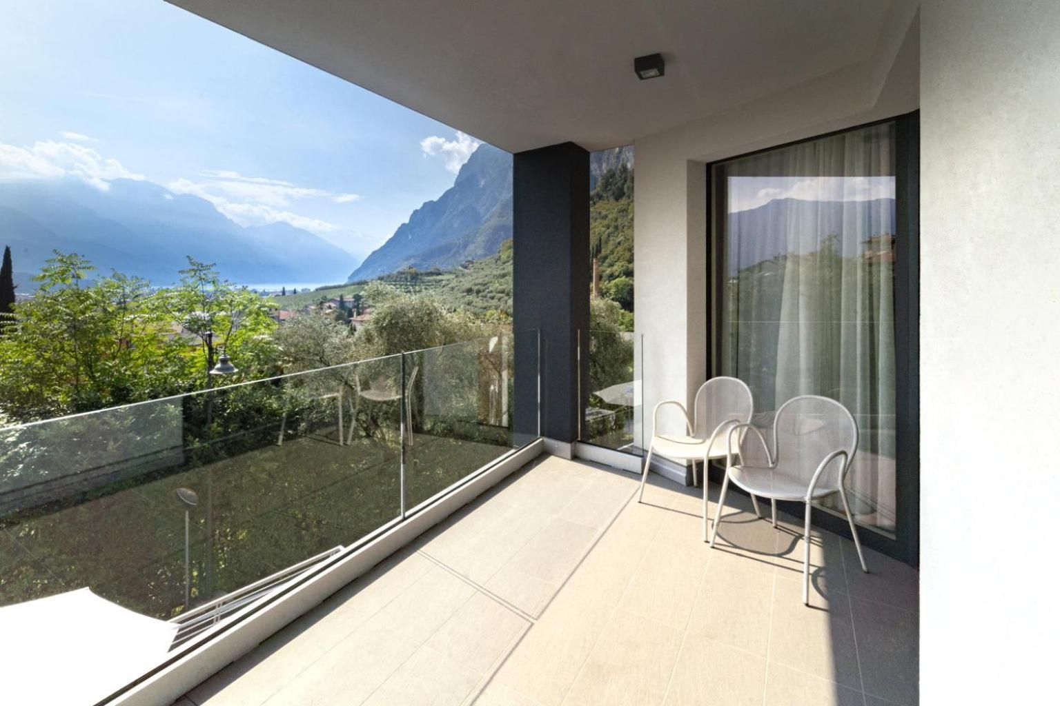 Junior Suite with Balcony and Lake View