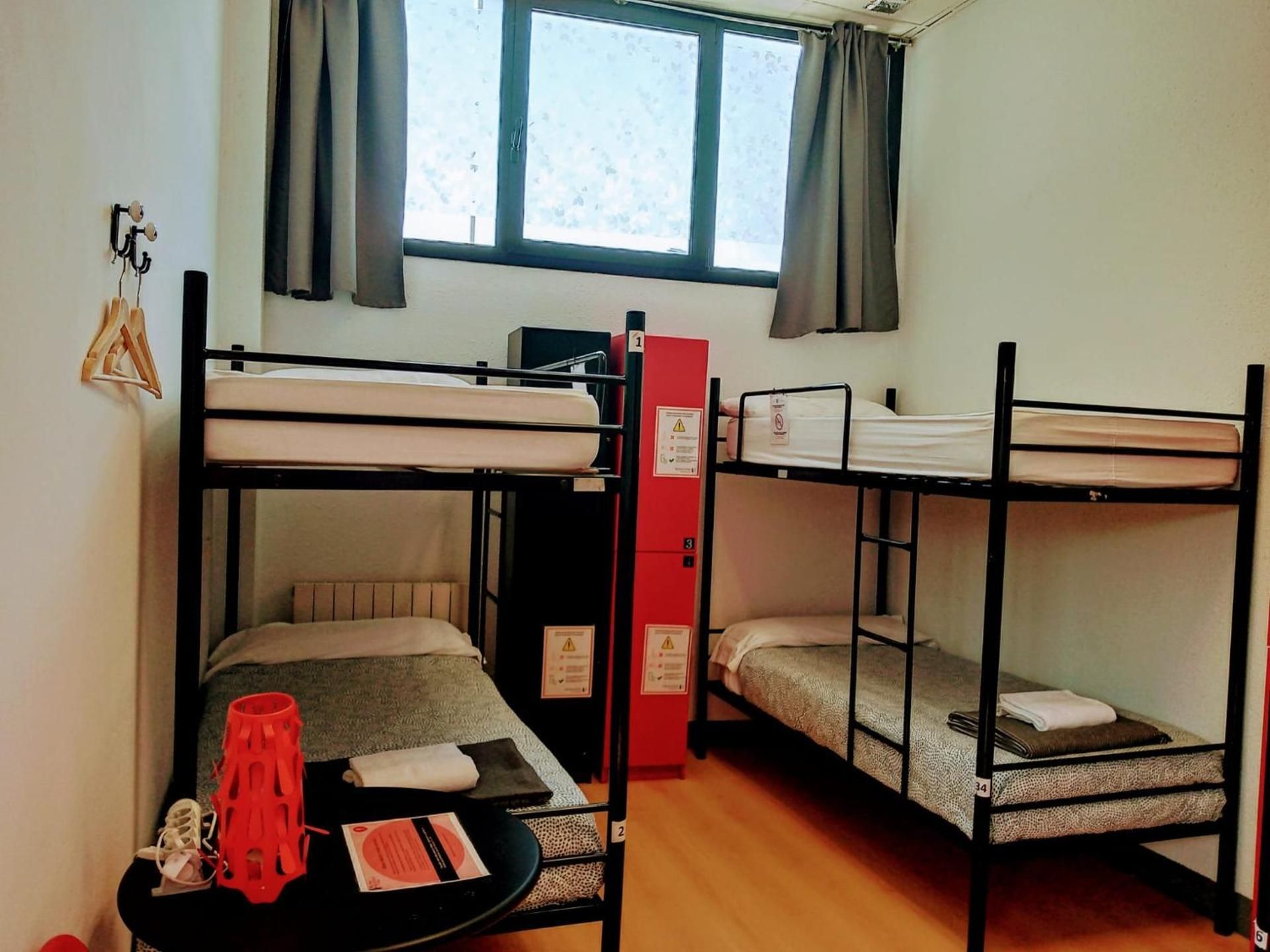Bed in 6-Bed Mixed Dormitory Room