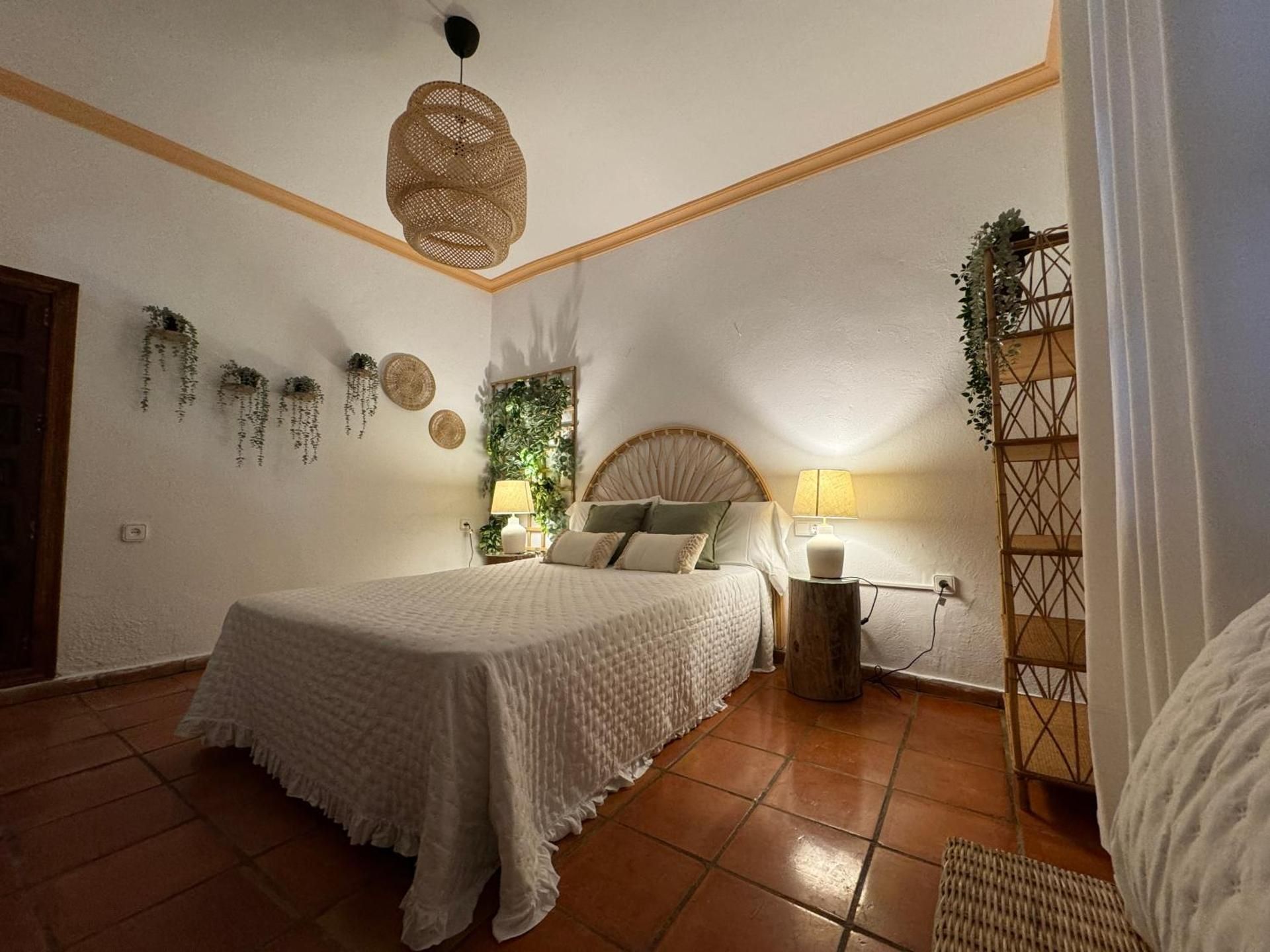 Queen Room with Garden View