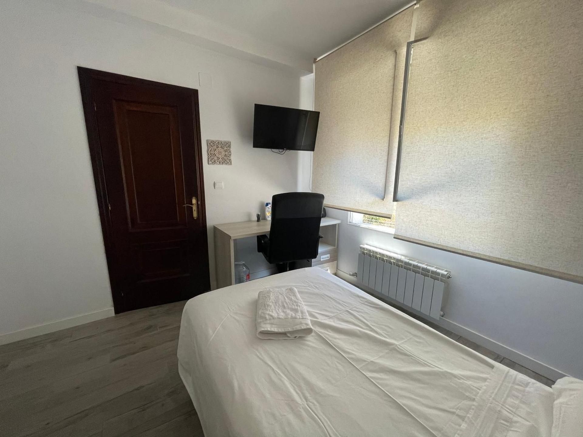 Large Single Room