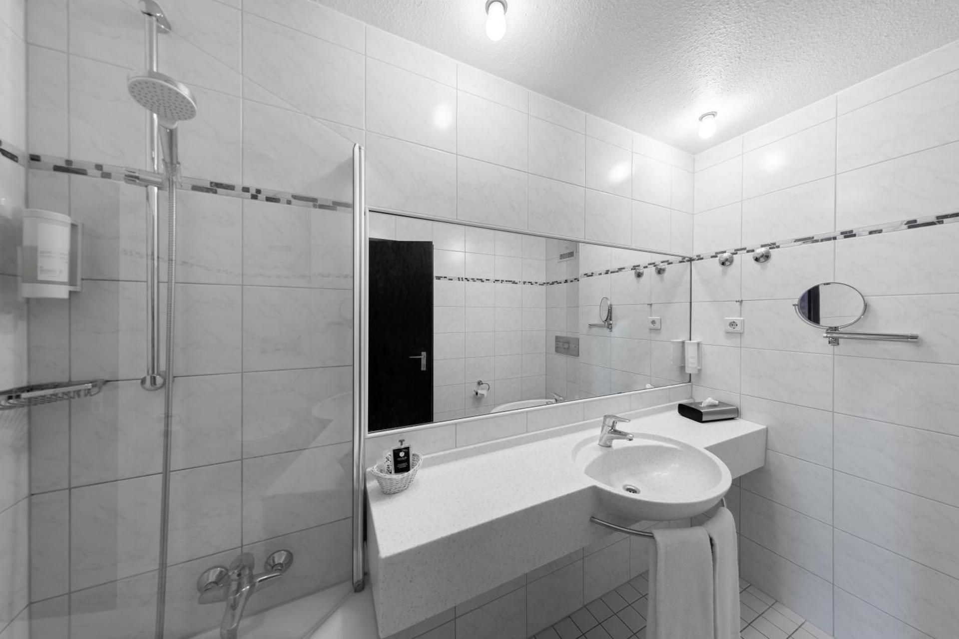 Aspire Elements Reutlingen, Trademark Collection by Wyndham Standard Einzelzimmer- Standard Single Room 2