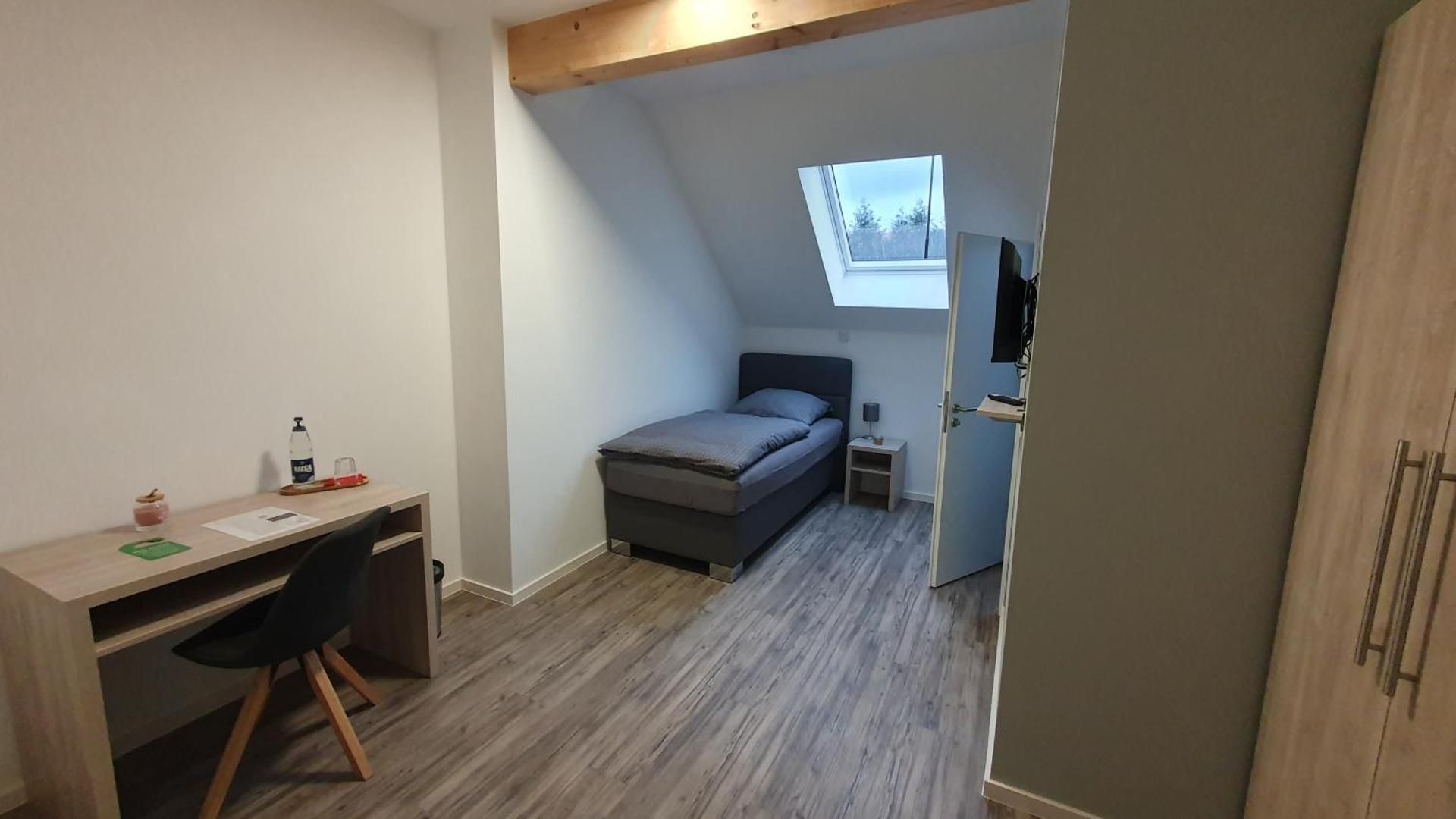 Single Room With Private Bathroom
