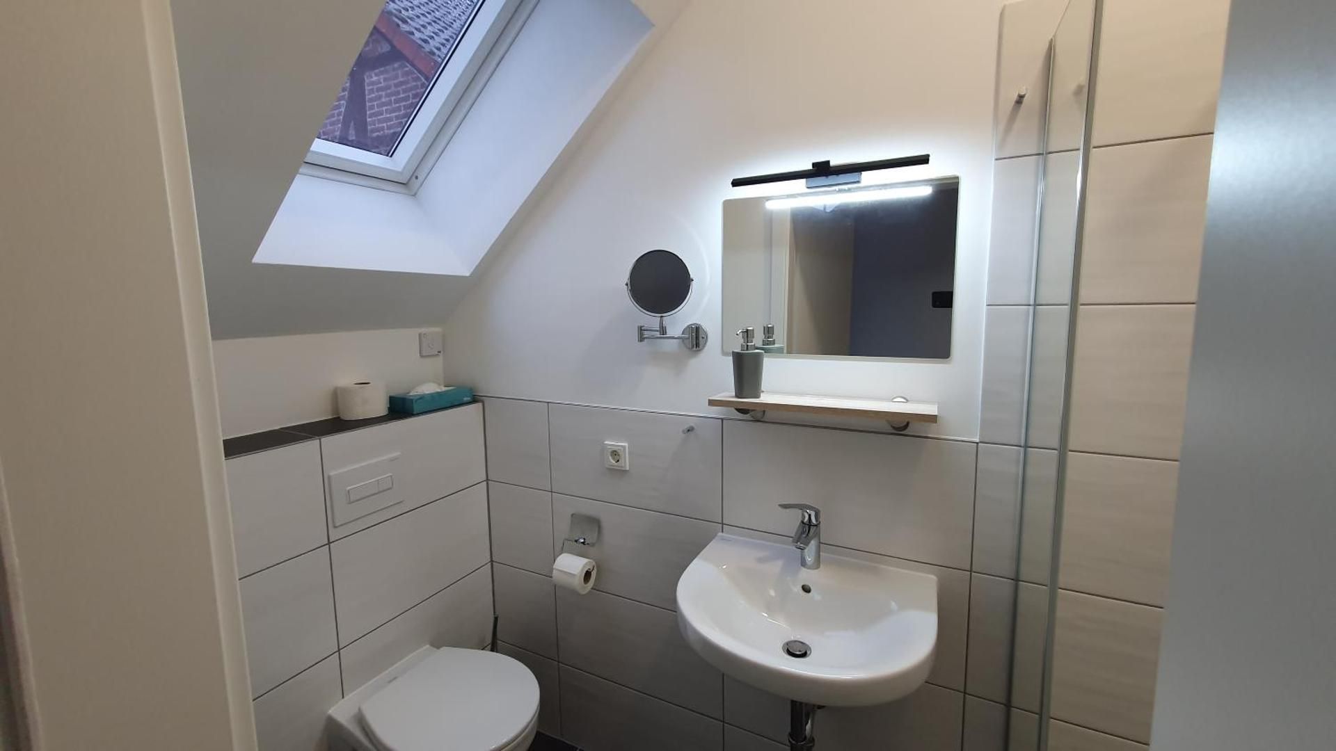 Single Room With Private Bathroom