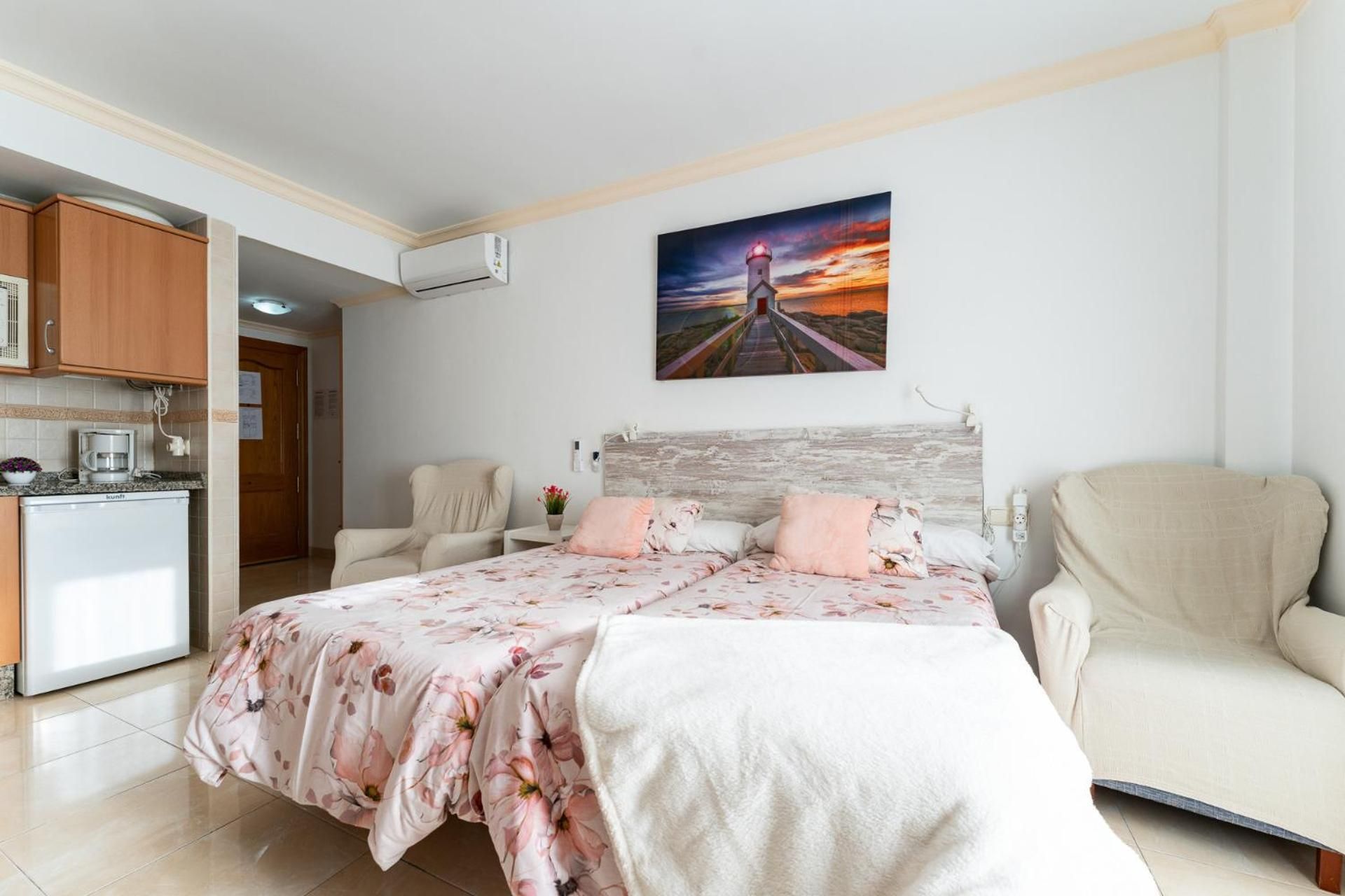 Apartment with Balcony
