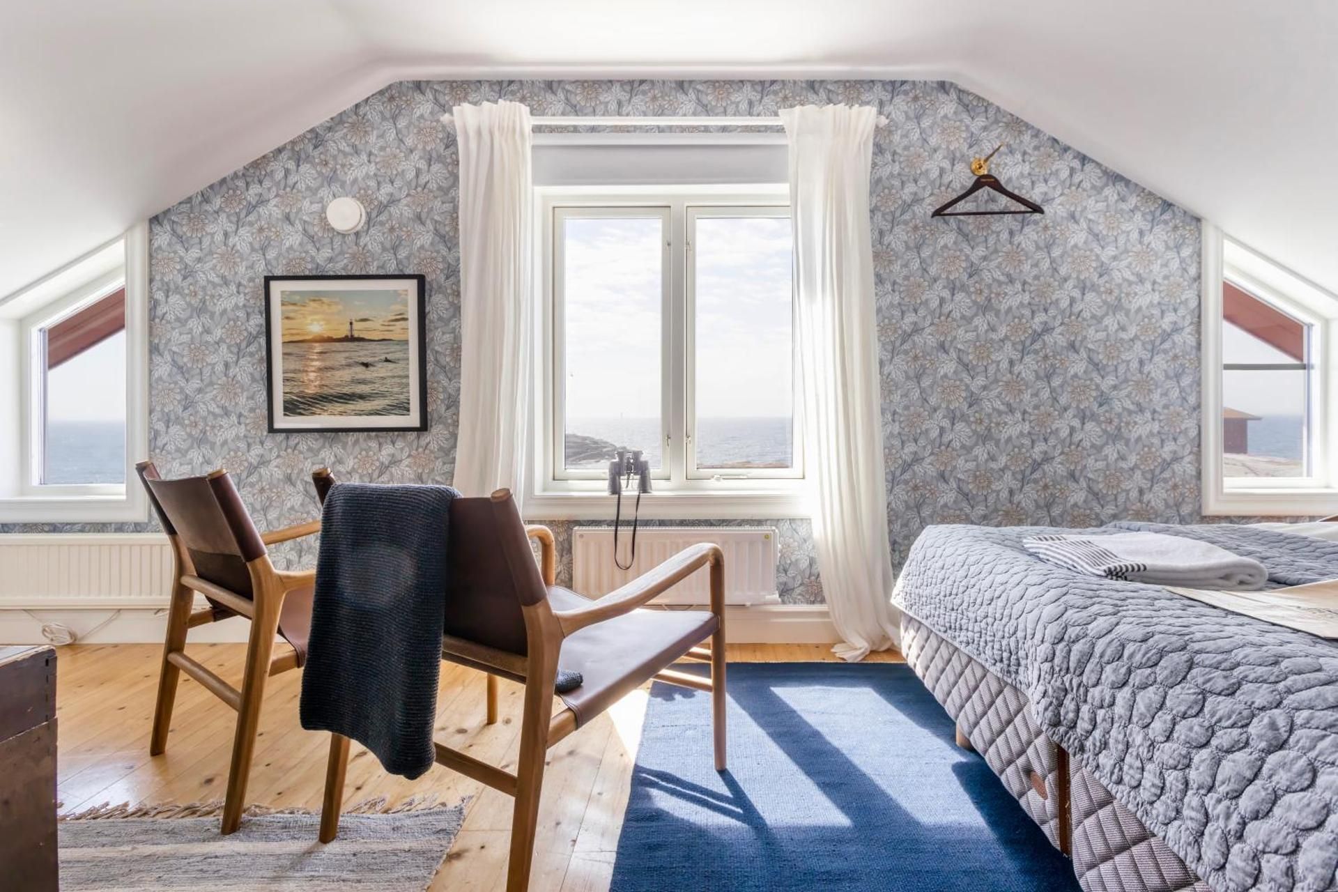 Quadruple Room with Private Bathroom