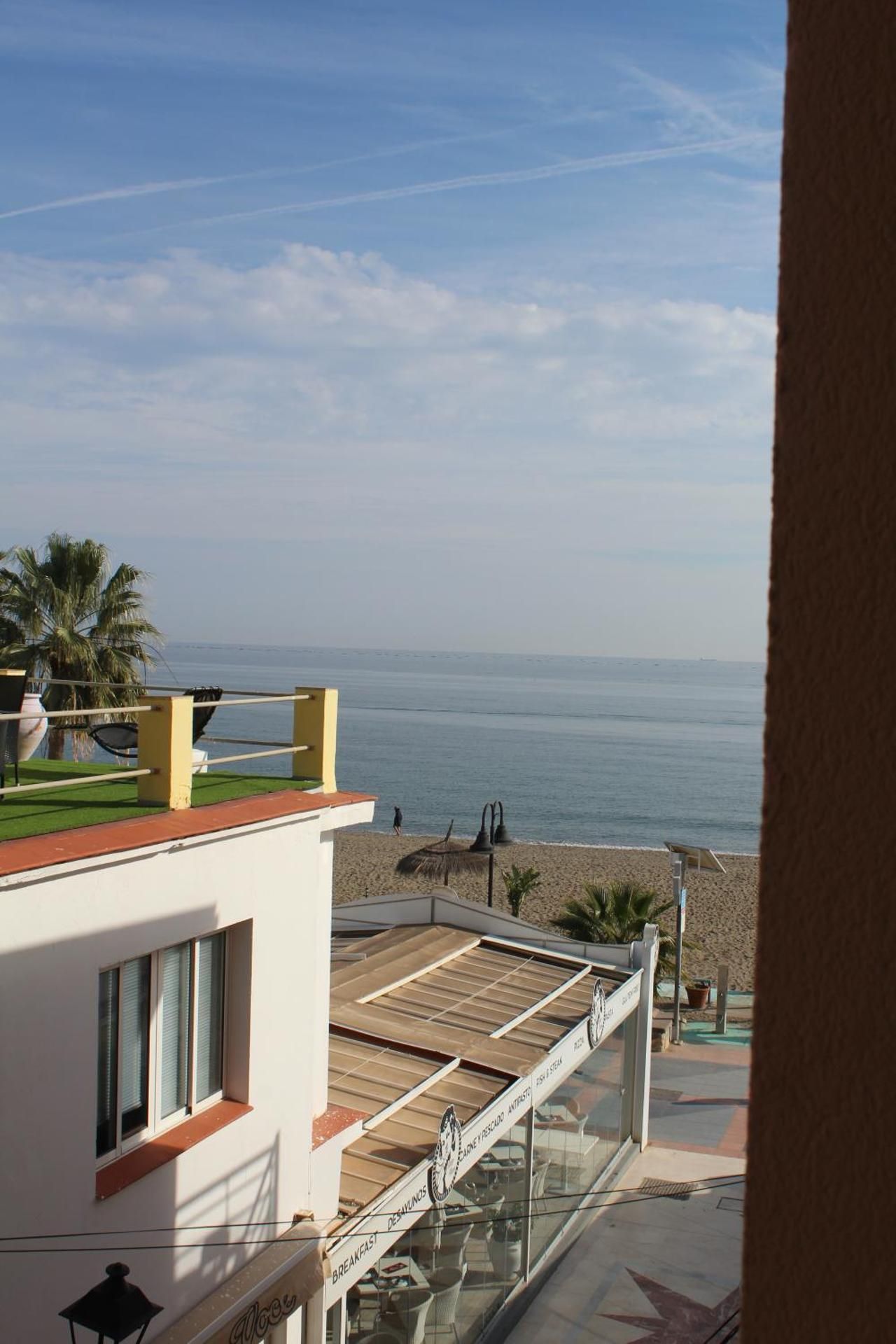 Studio with Lateral Sea View