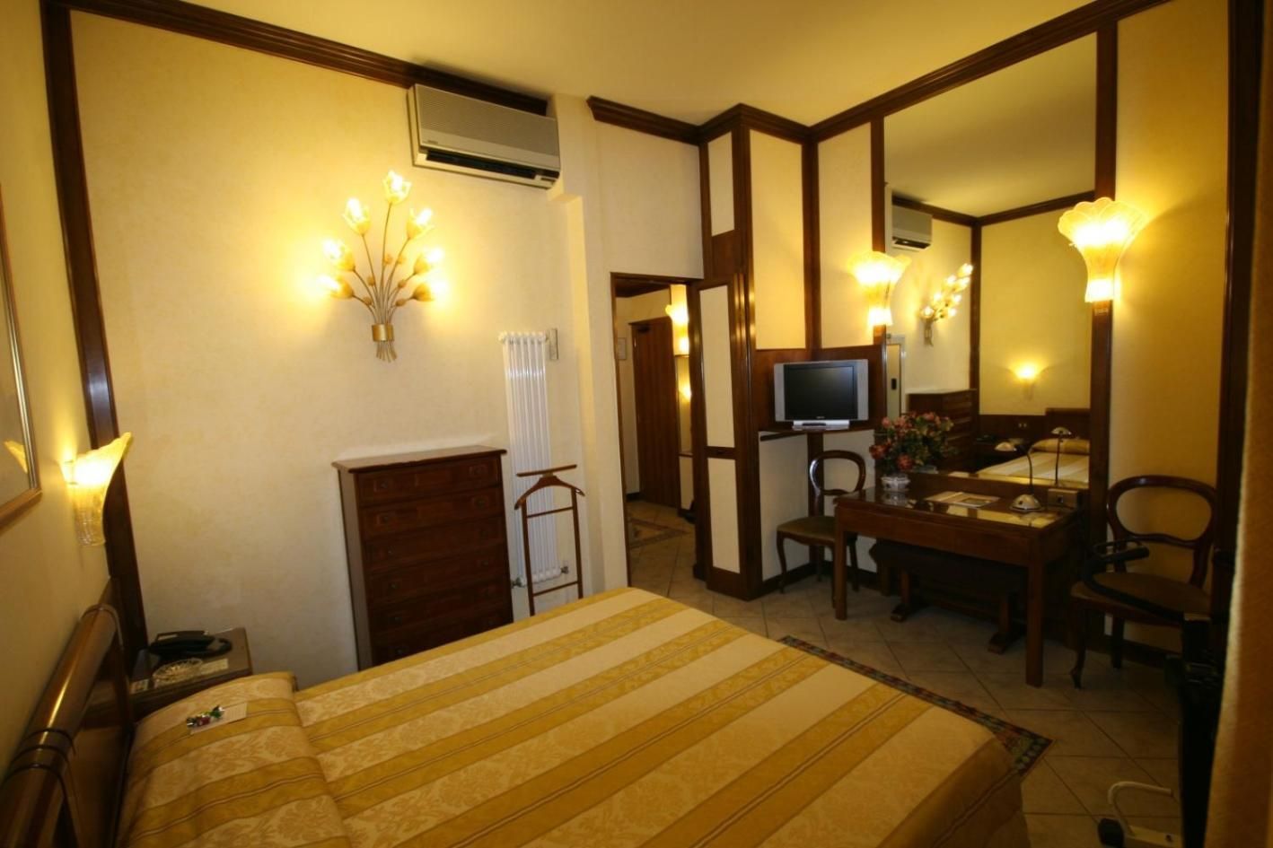 Classic Triple Room