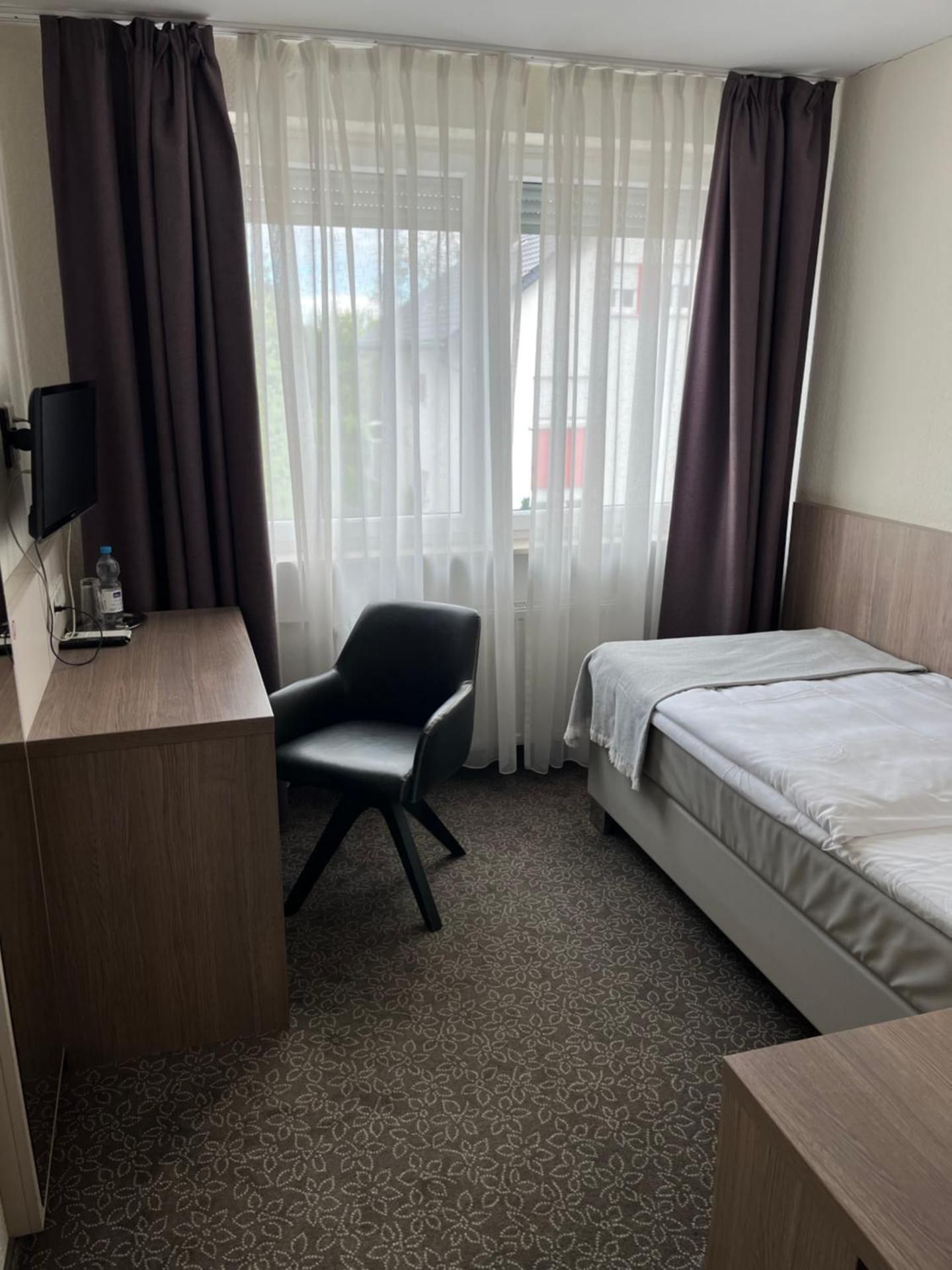 Comfort Single Room