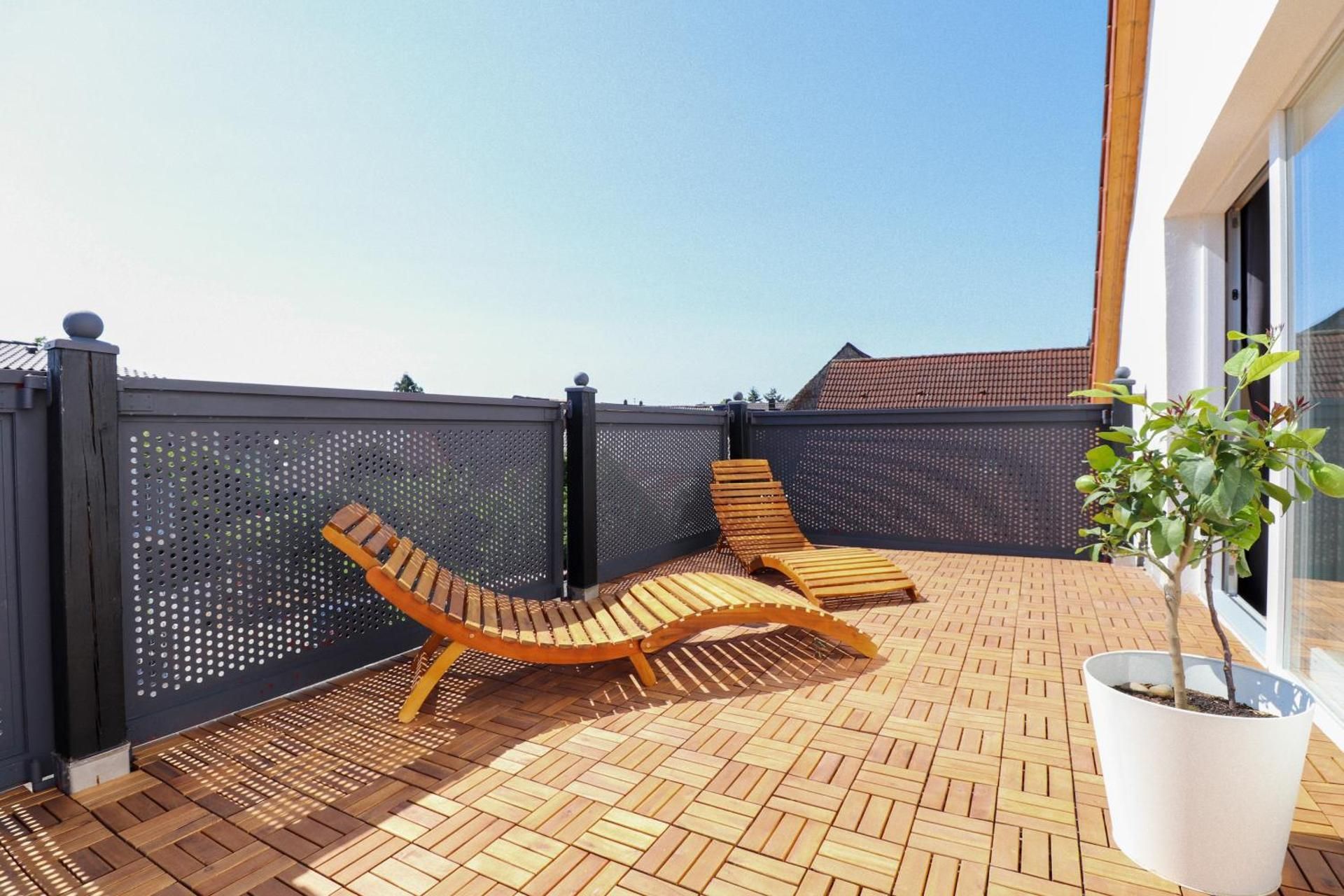 Studio with Balcony