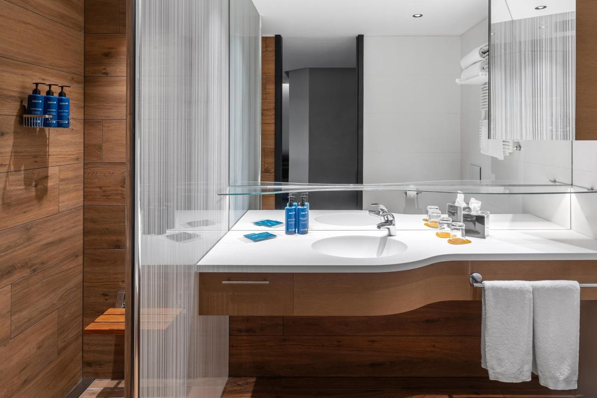 Radisson Blu Hotel, Bergamo ChorusLife Premium Room with Balcony 3