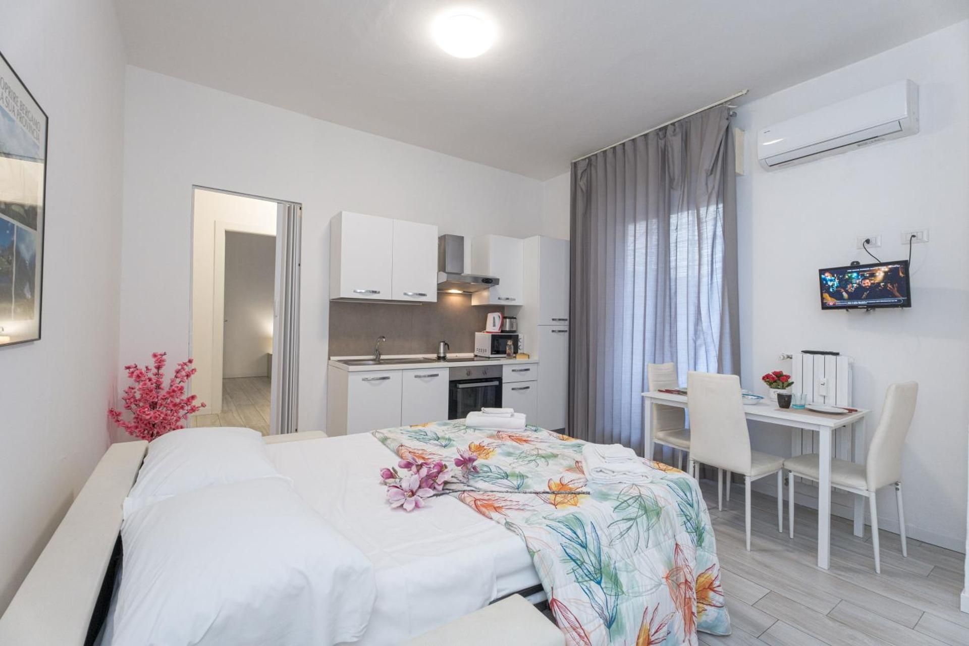 One-Bedroom Standard Apartment