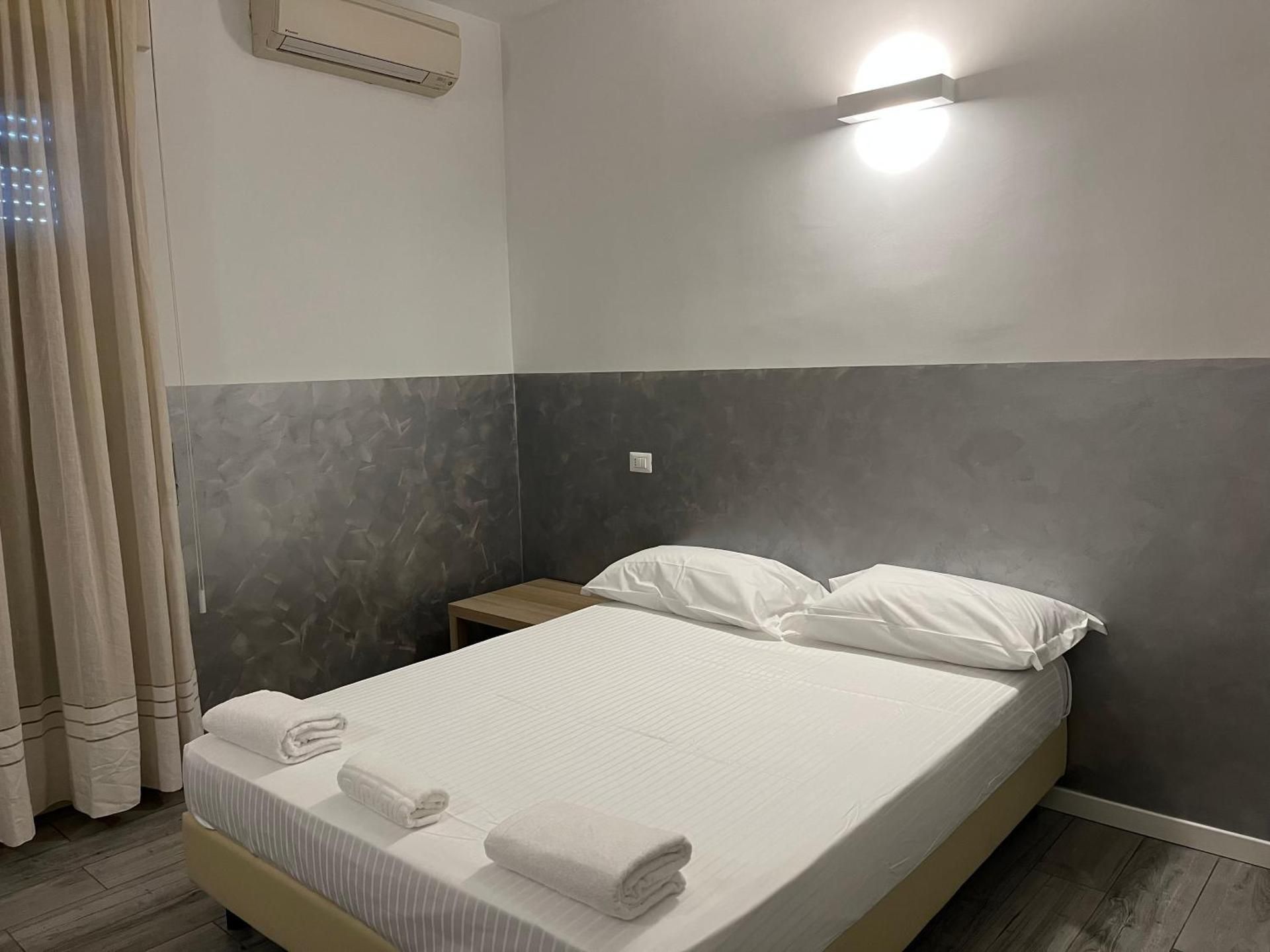 Queen Room with Shared Bathroom