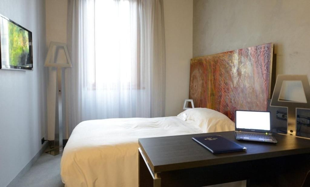 Superior Single Room