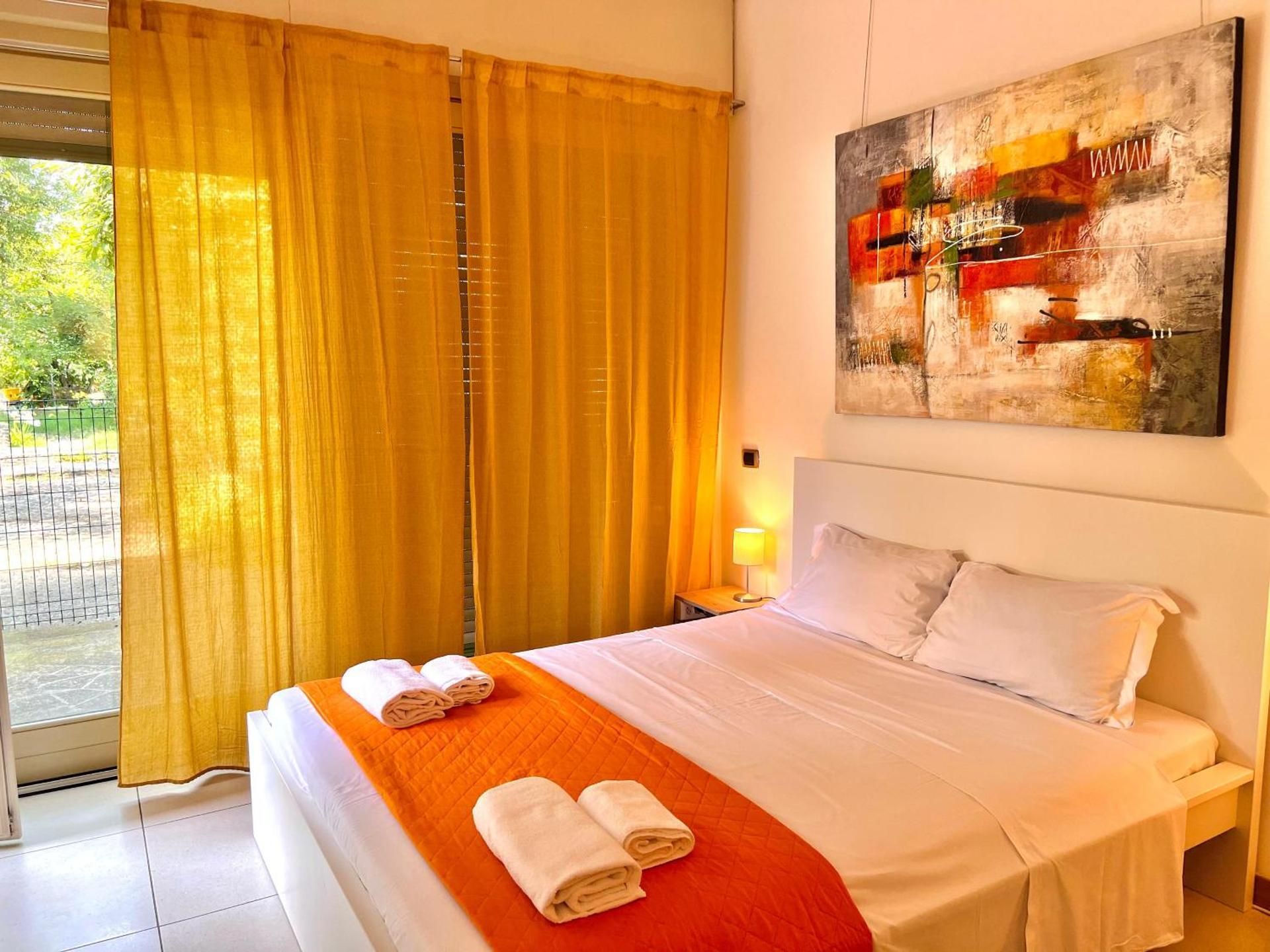 Double Room with Private External Bathroom