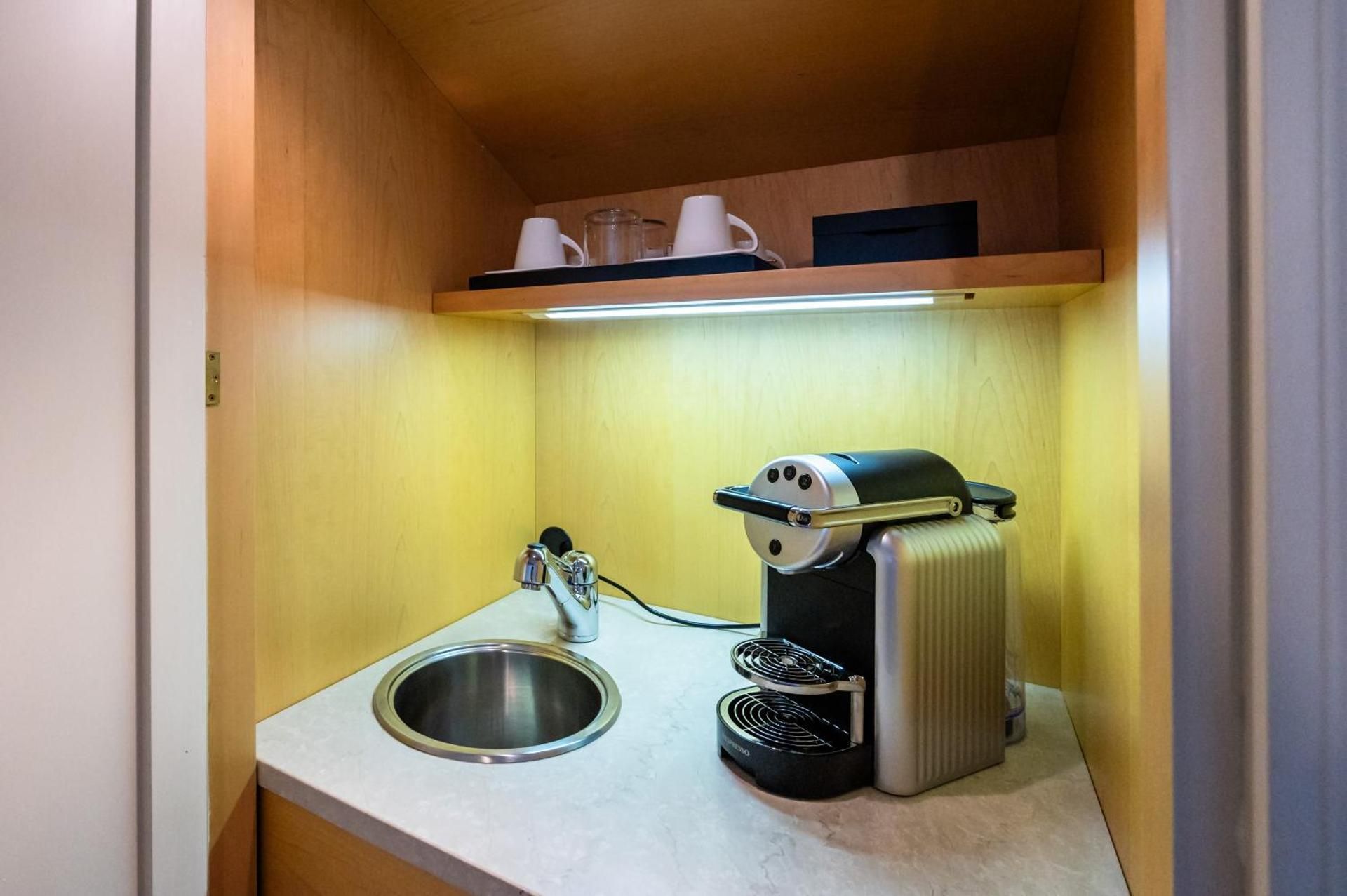 Deluxe Family Suite