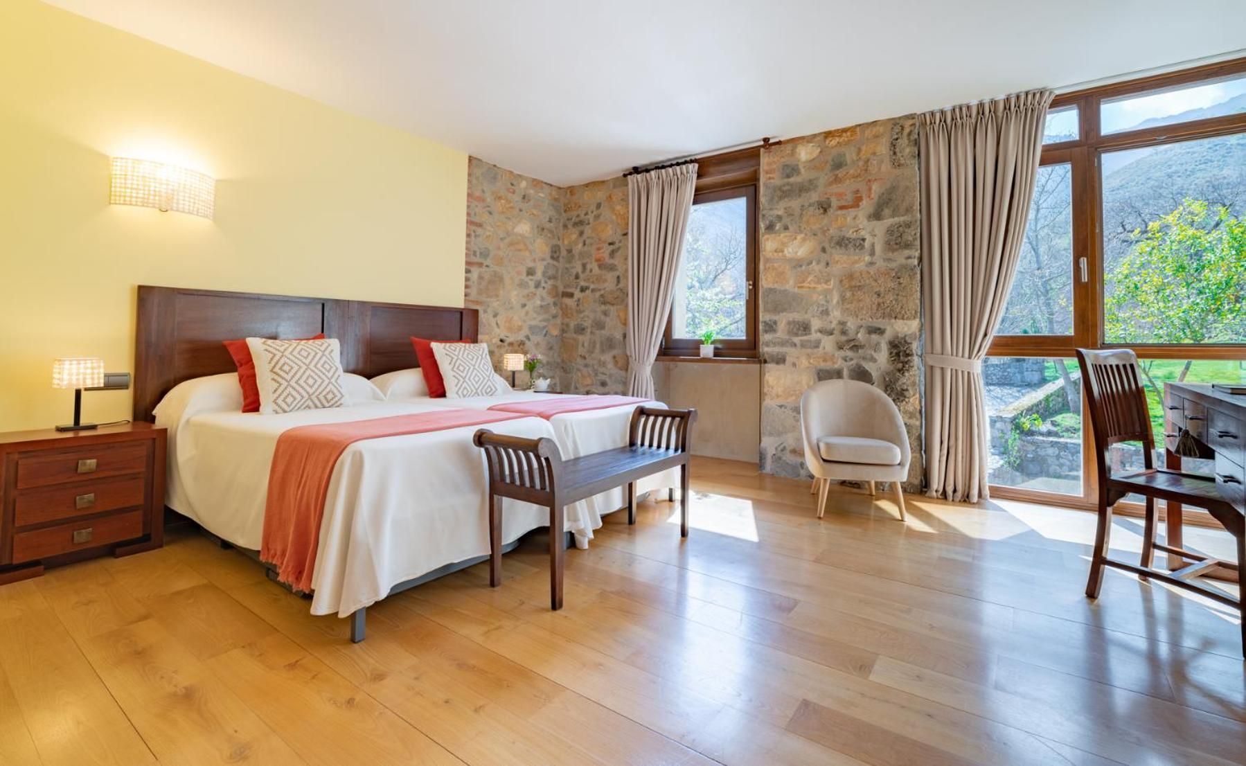 Superior Double Room with Extra Bed