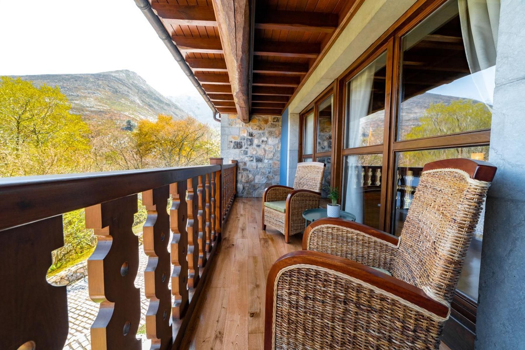 Superior Double Room with Balcony