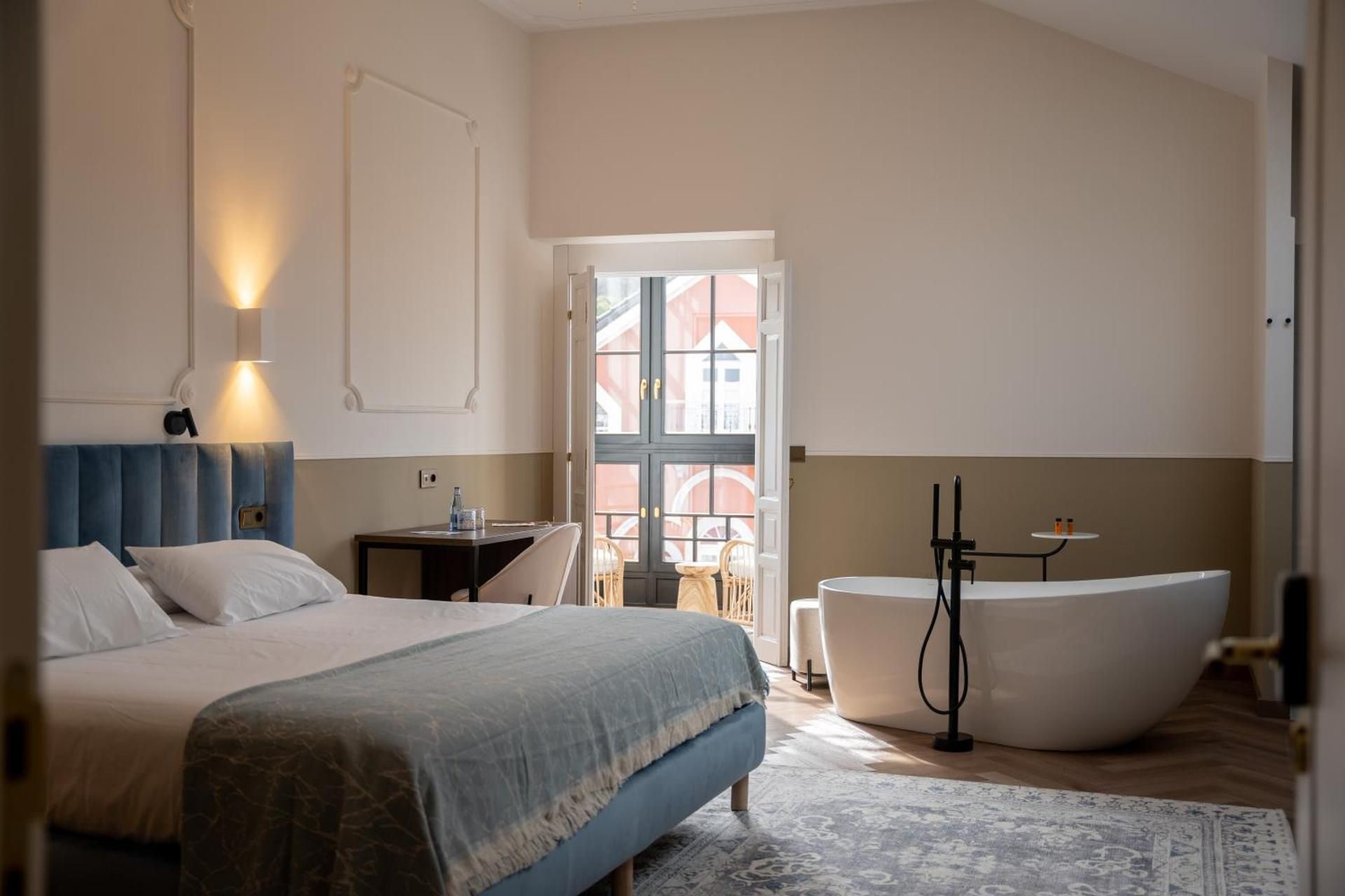 Suite with Spa Access