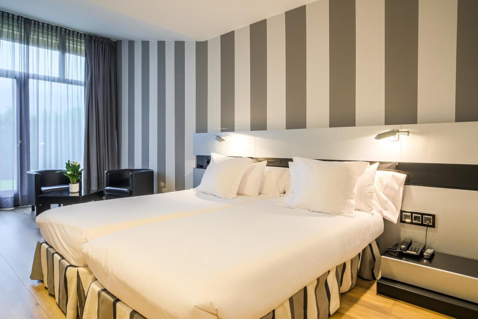 Double Room with Garden access