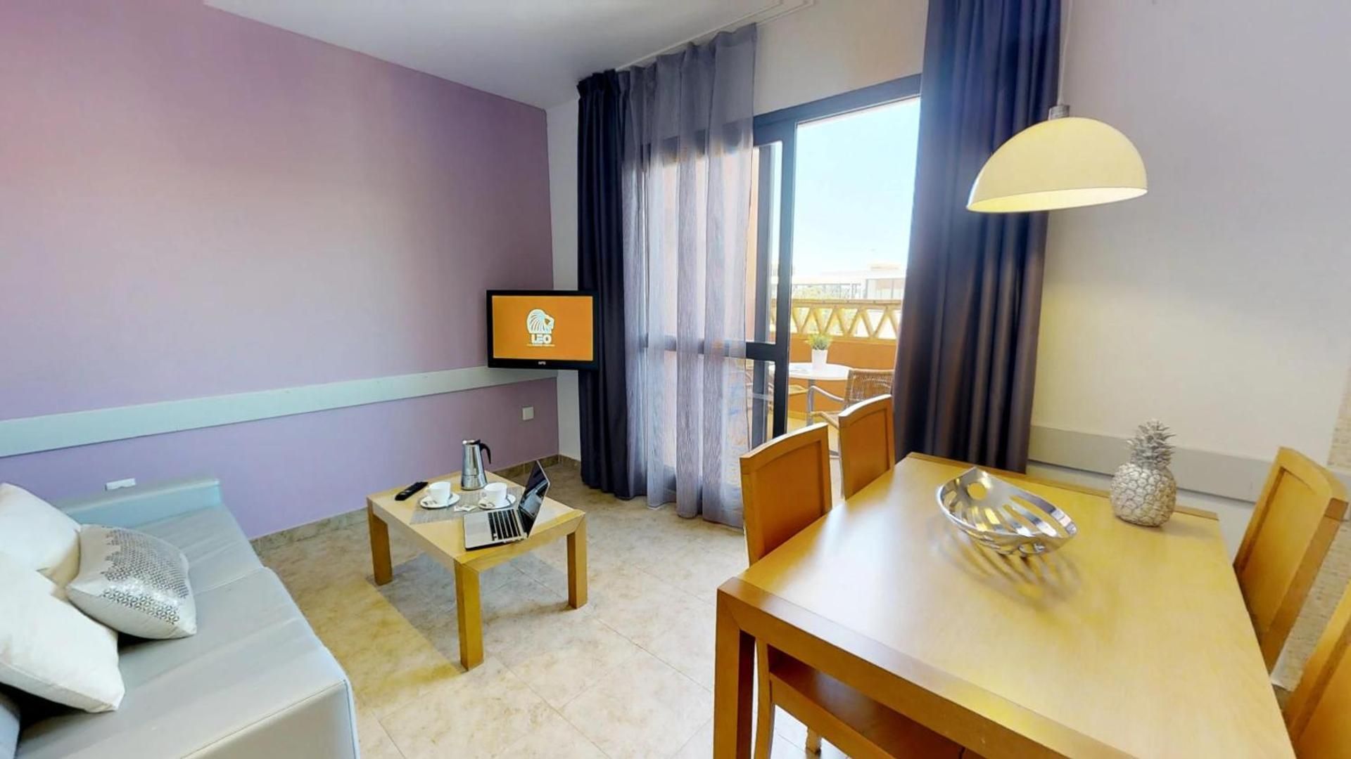 Superior One-Bedroom Apartment (3 Adults)
