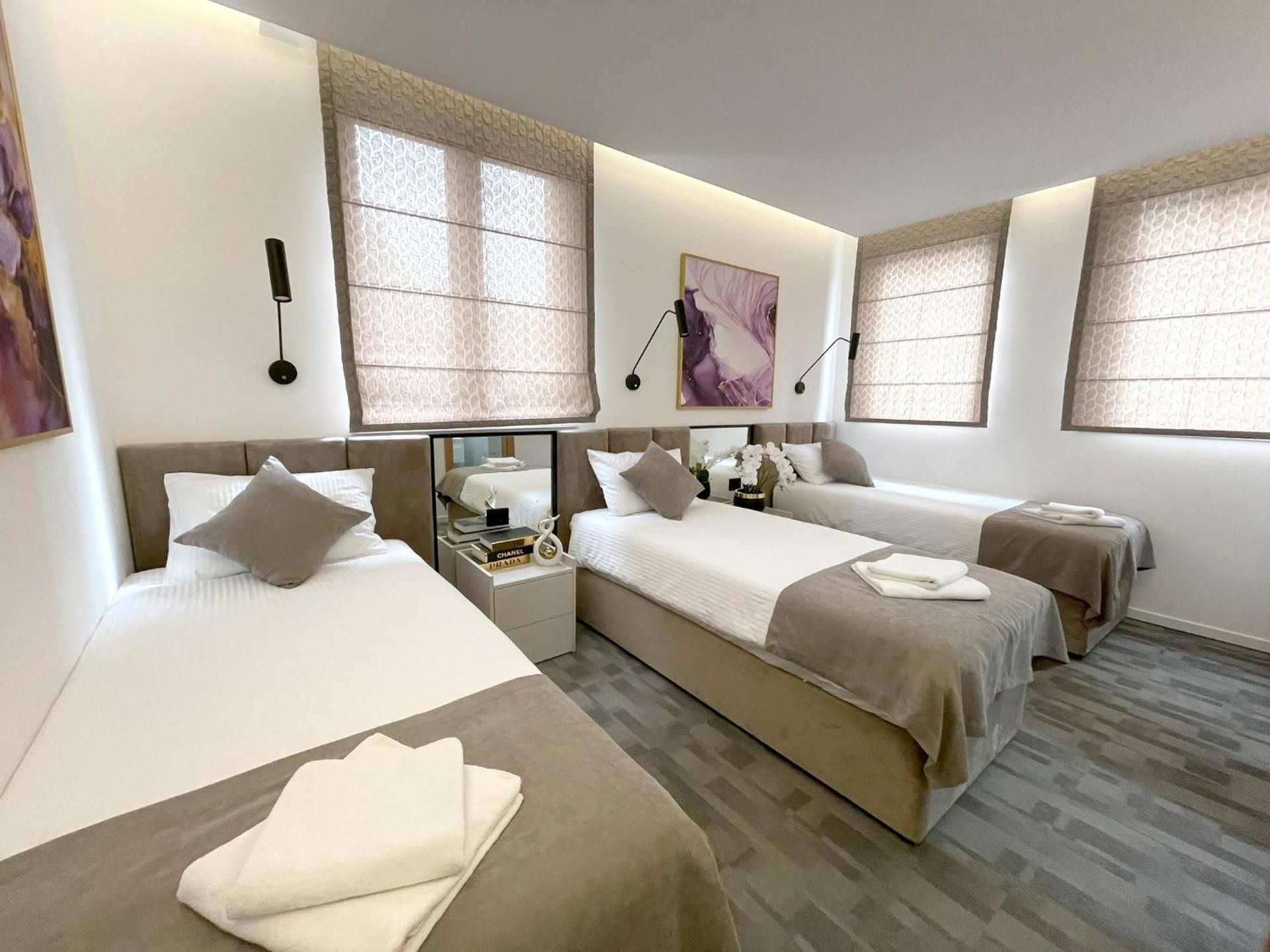 Deluxe Triple Room