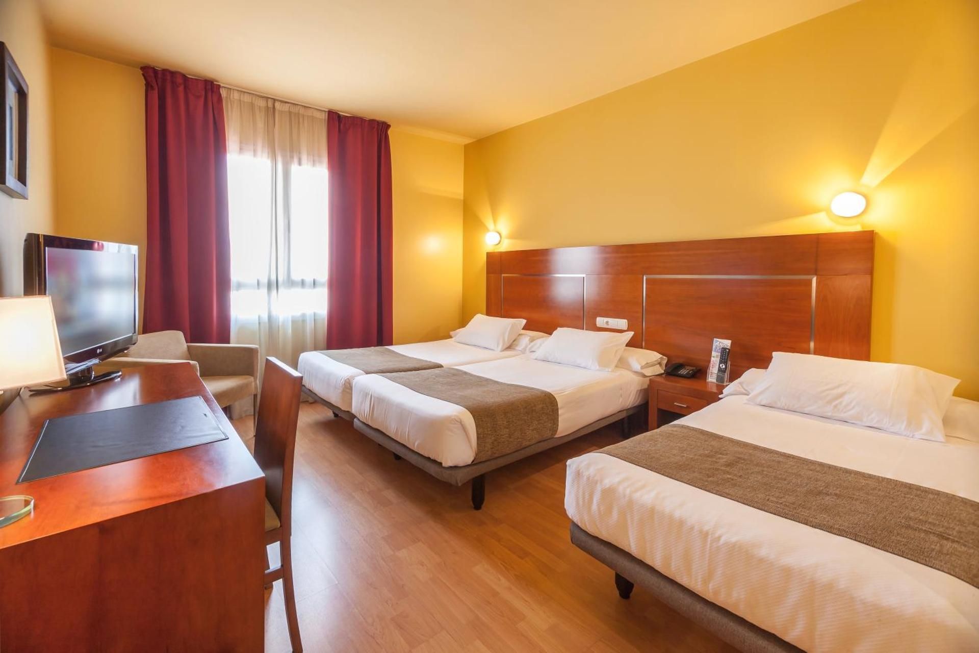 Twin Room with Extra Bed