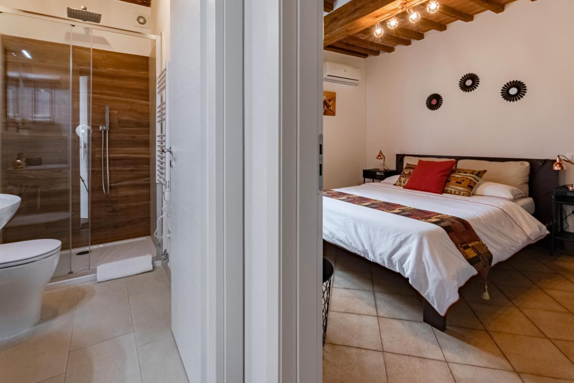 Double Room with Private Bathroom