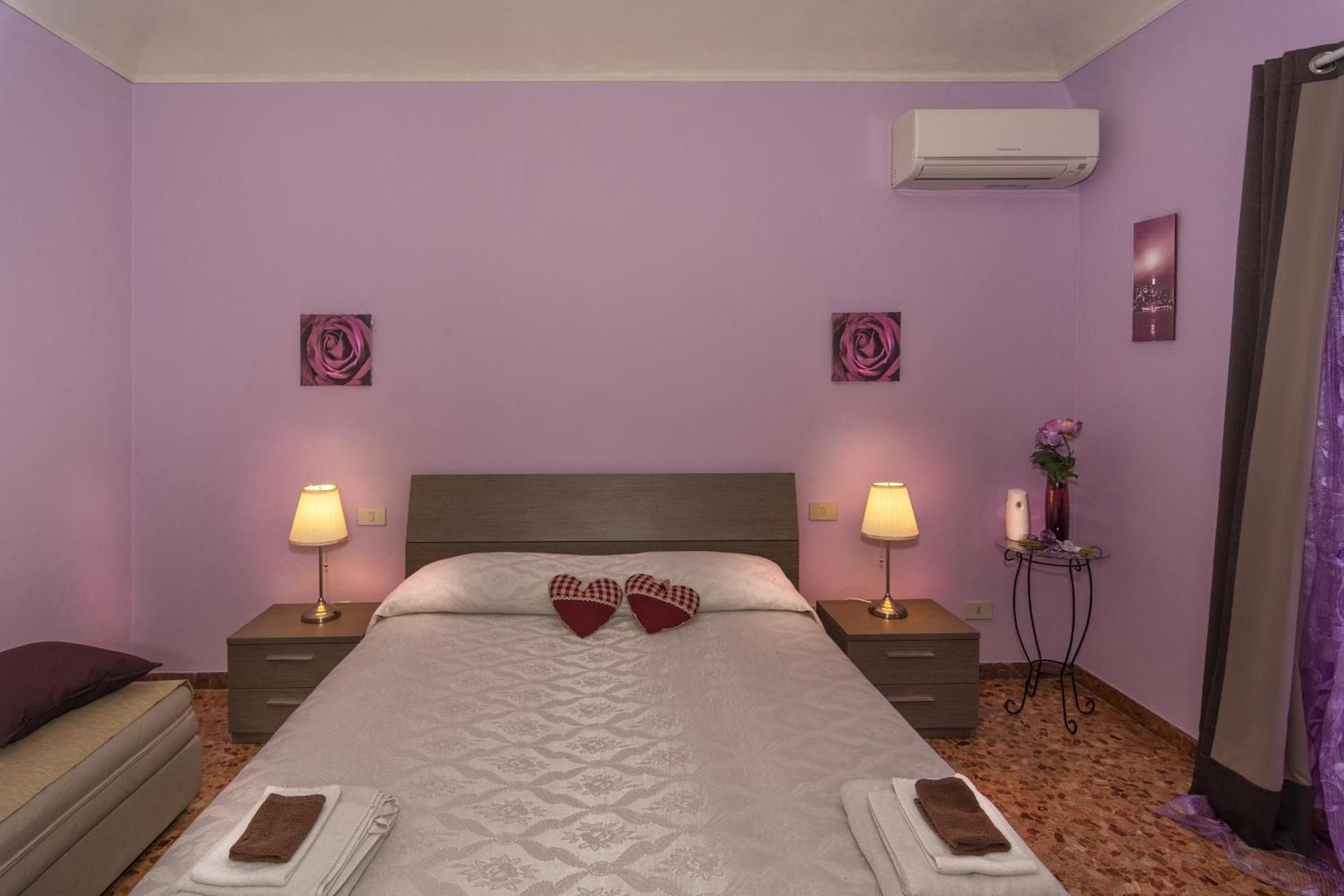 Colorado Home Double or Twin Room with Private External Bathroom