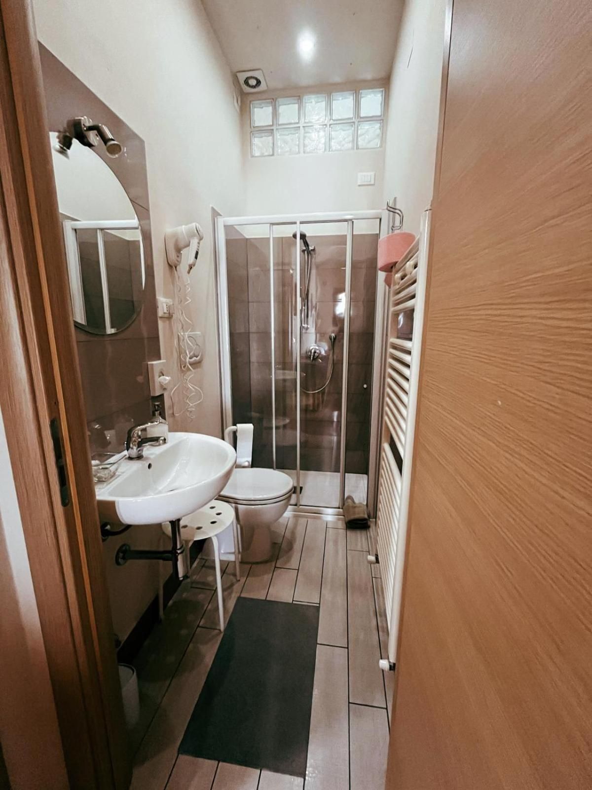 Colorado Home Single Room with Private External Bathroom