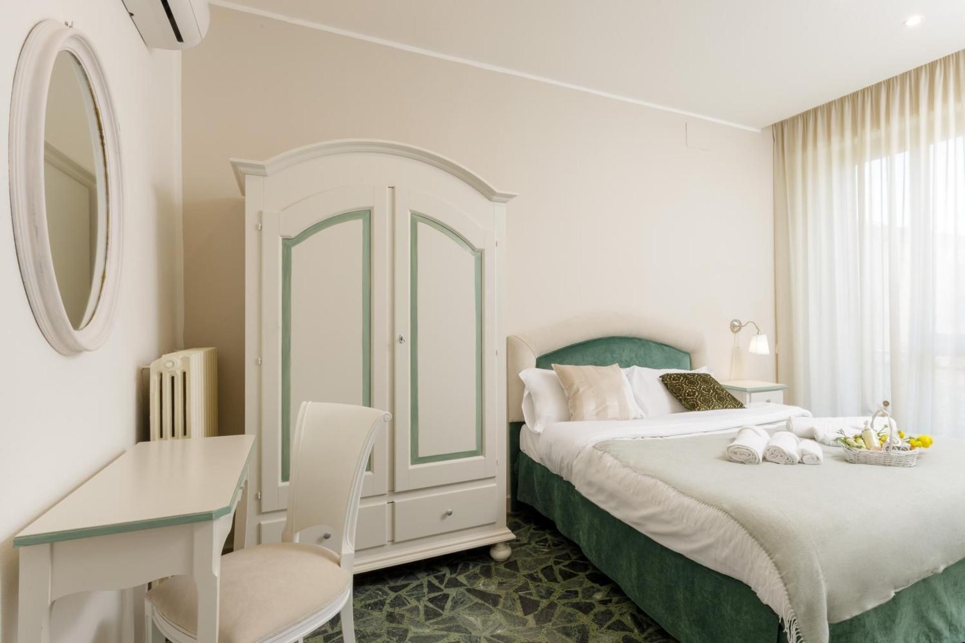 Da Rita Affittacamere Queen Room with Balcony