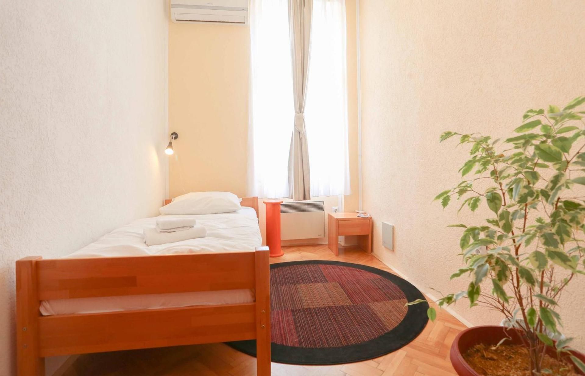 Single Room with Shared Bathroom