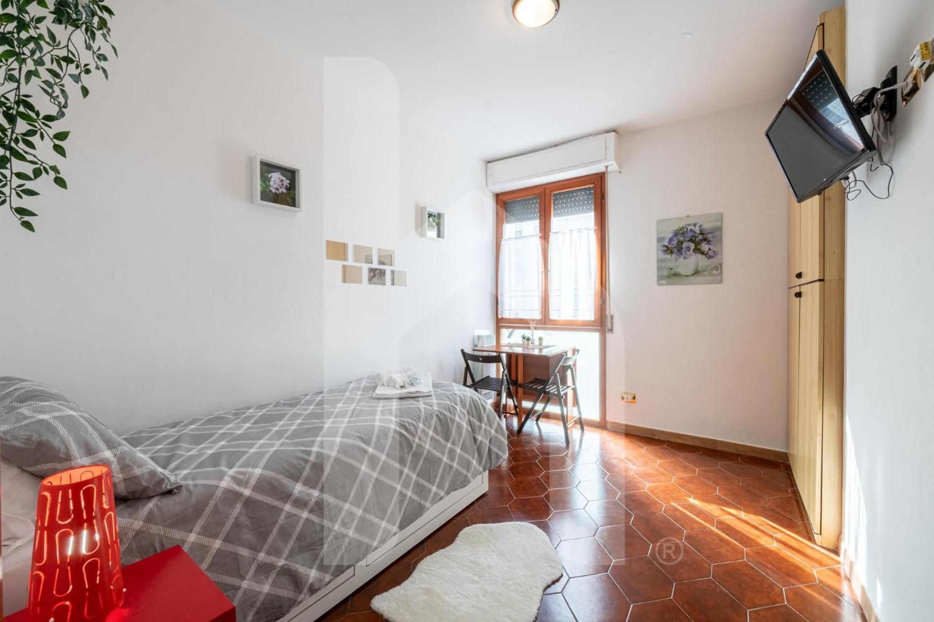 Single Room With Private Bathroom