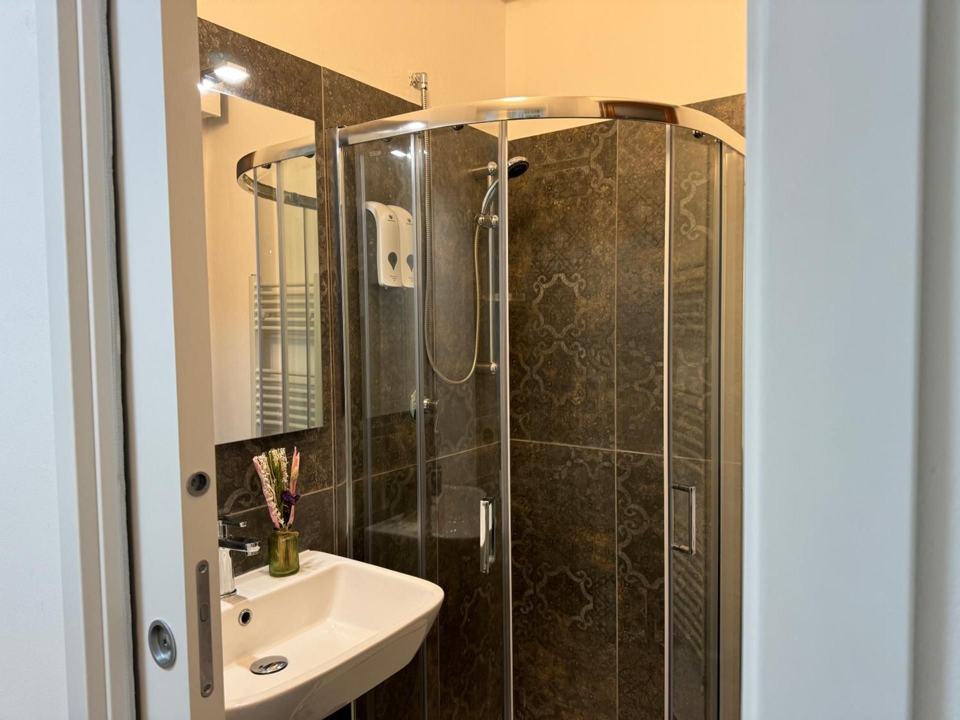 B&B Porta Aperta Economy Double Room With Private Bathroom 3