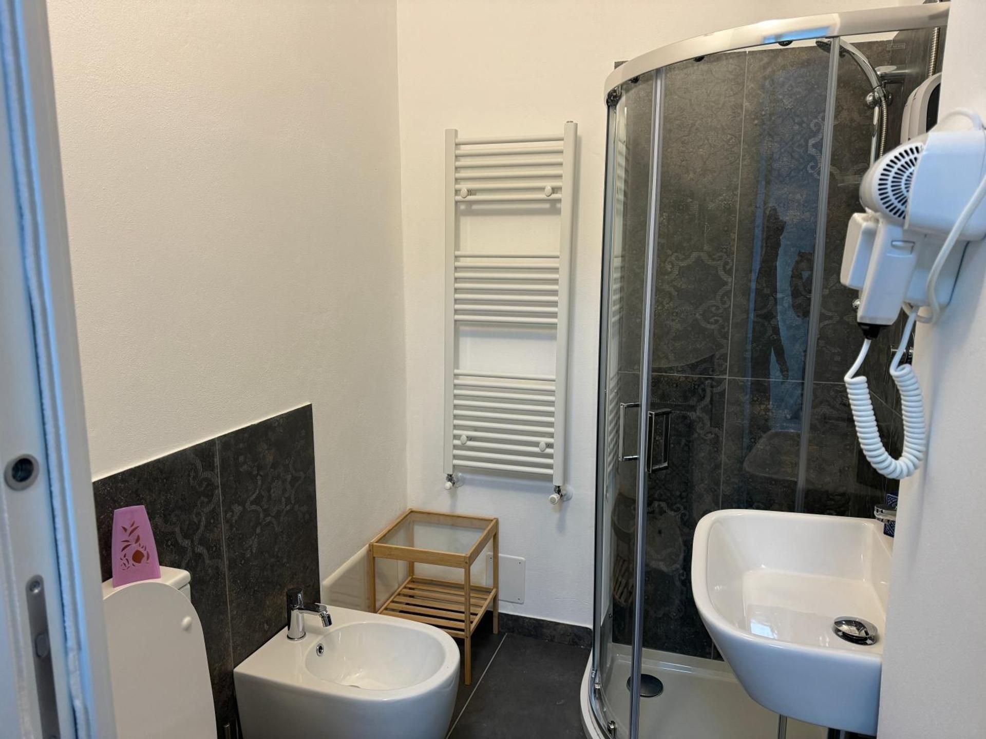 B&B Porta Aperta Queen Room with Private Bathroom 3