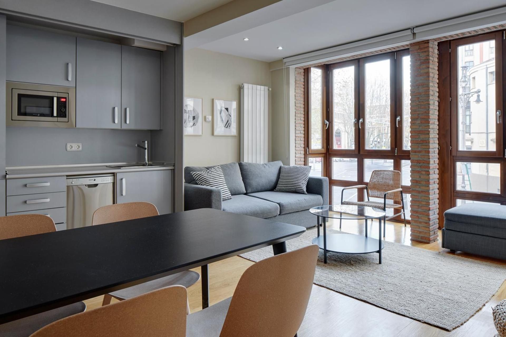 One-Bedroom Apartment