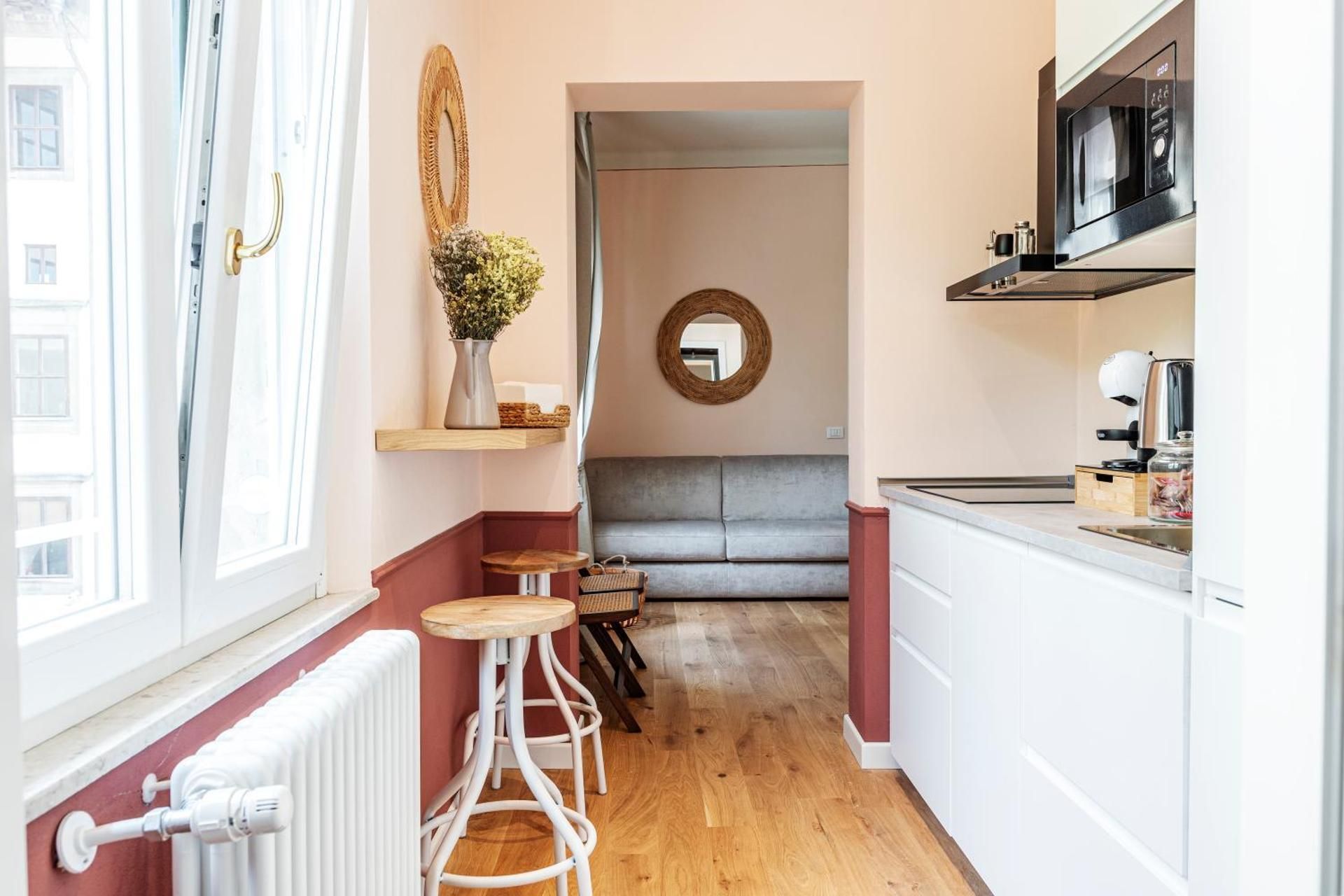 La Lu cozy rooms 2 Deluxe One-Bedroom Apartment with City View 3