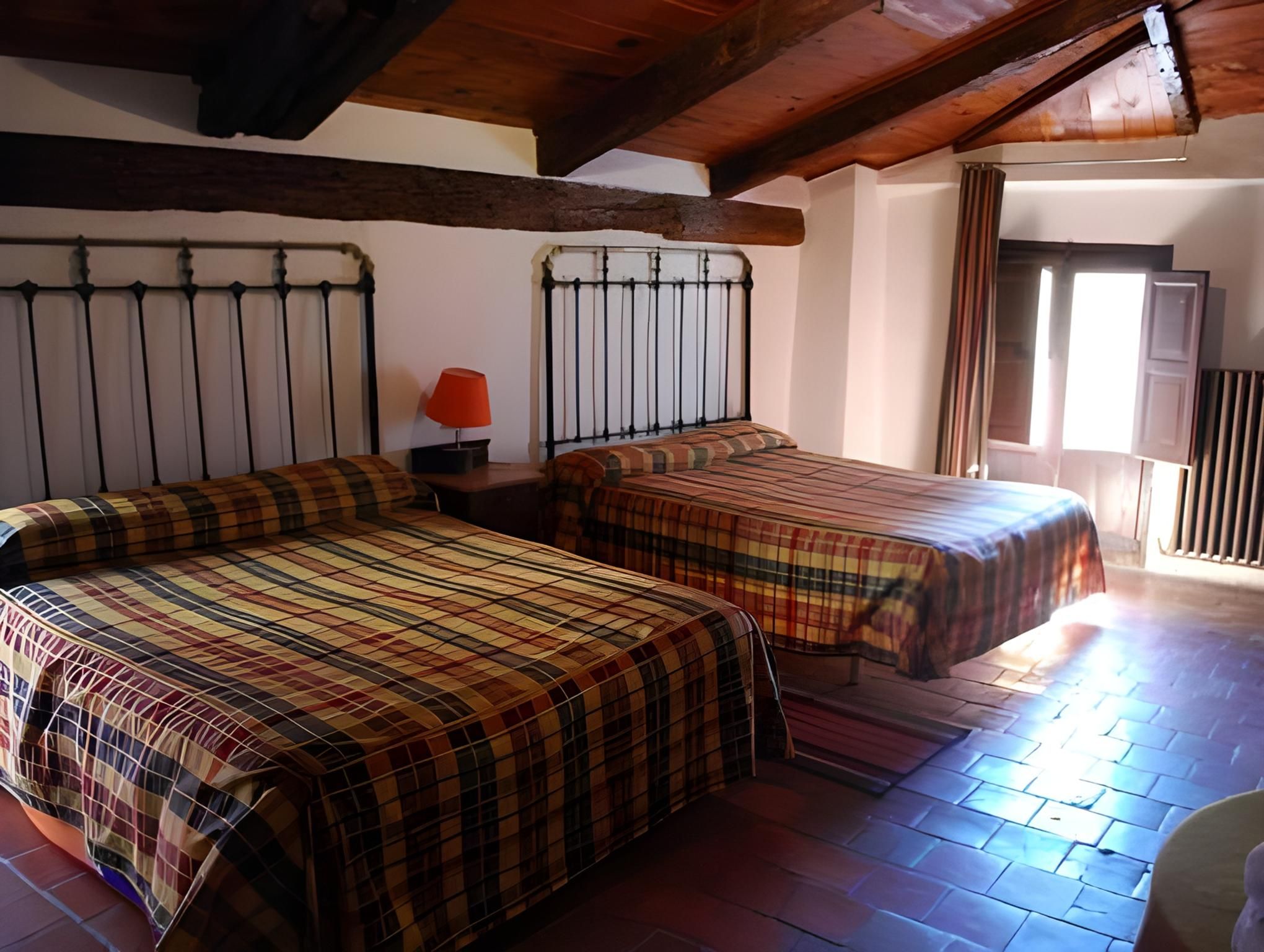 Fonda Del Tozal Quadruple Room 2