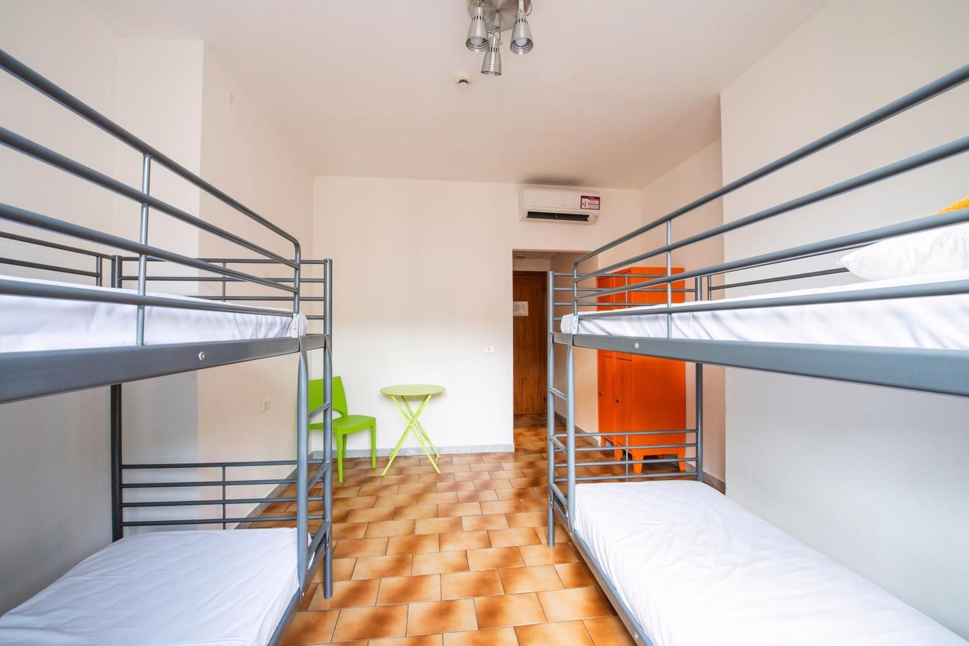 Bed in 4-Bed Mixed Dorm Ensuite