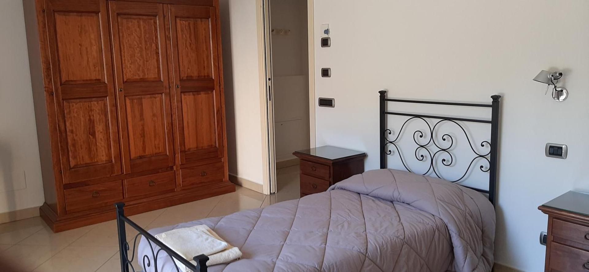 Standard Single Room