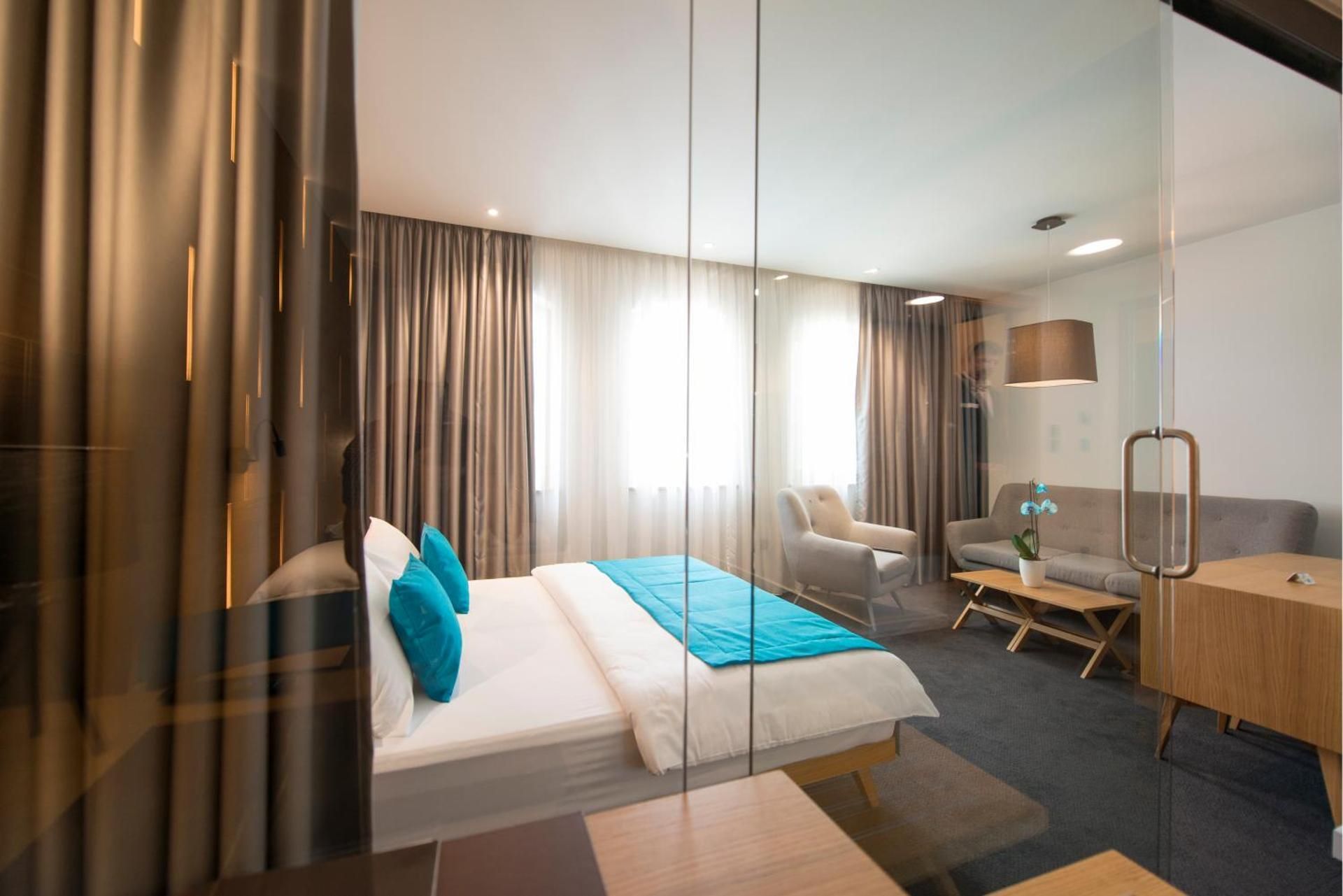 2-Bedroom Suite