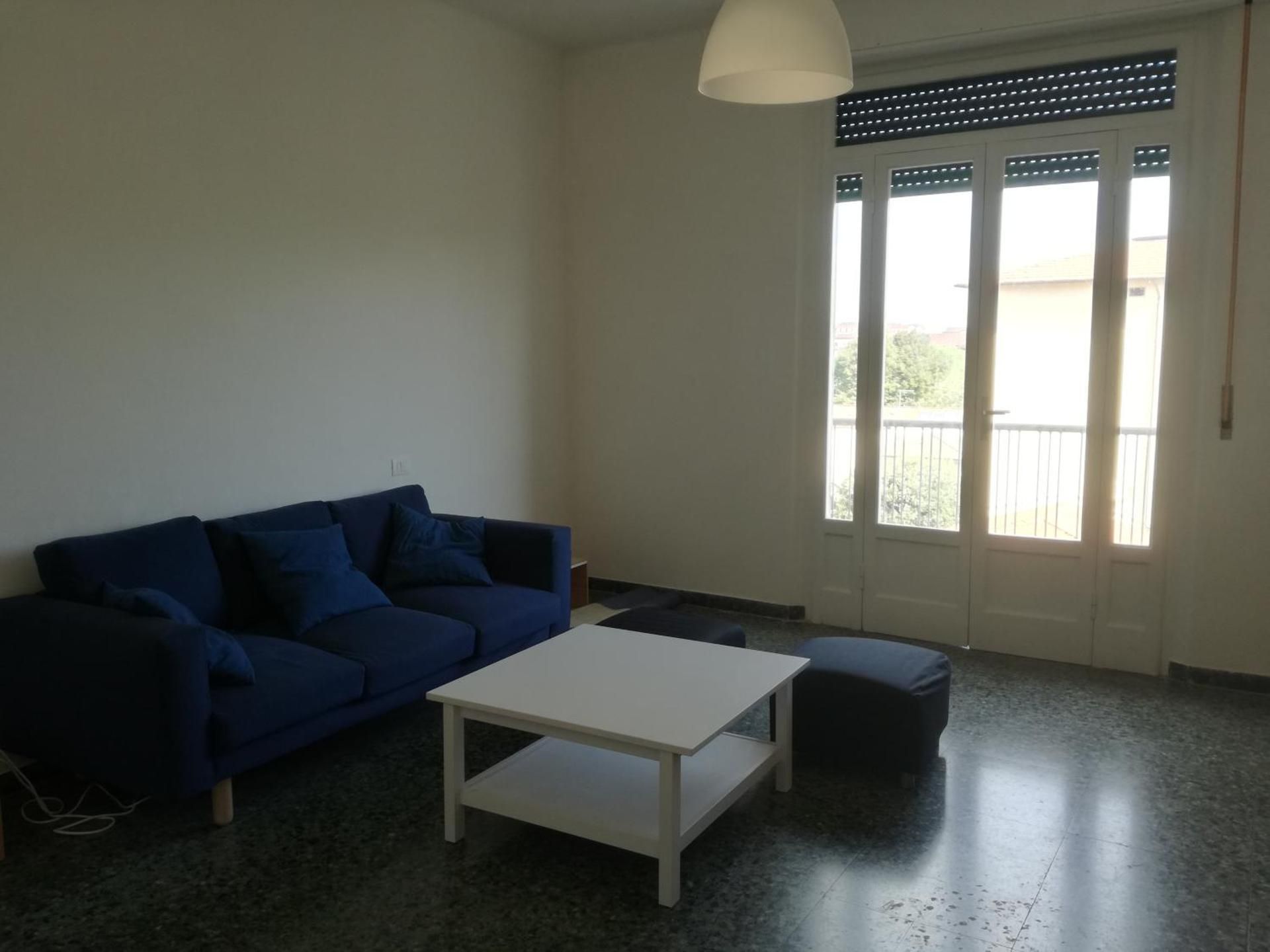 shared lounge/tv area