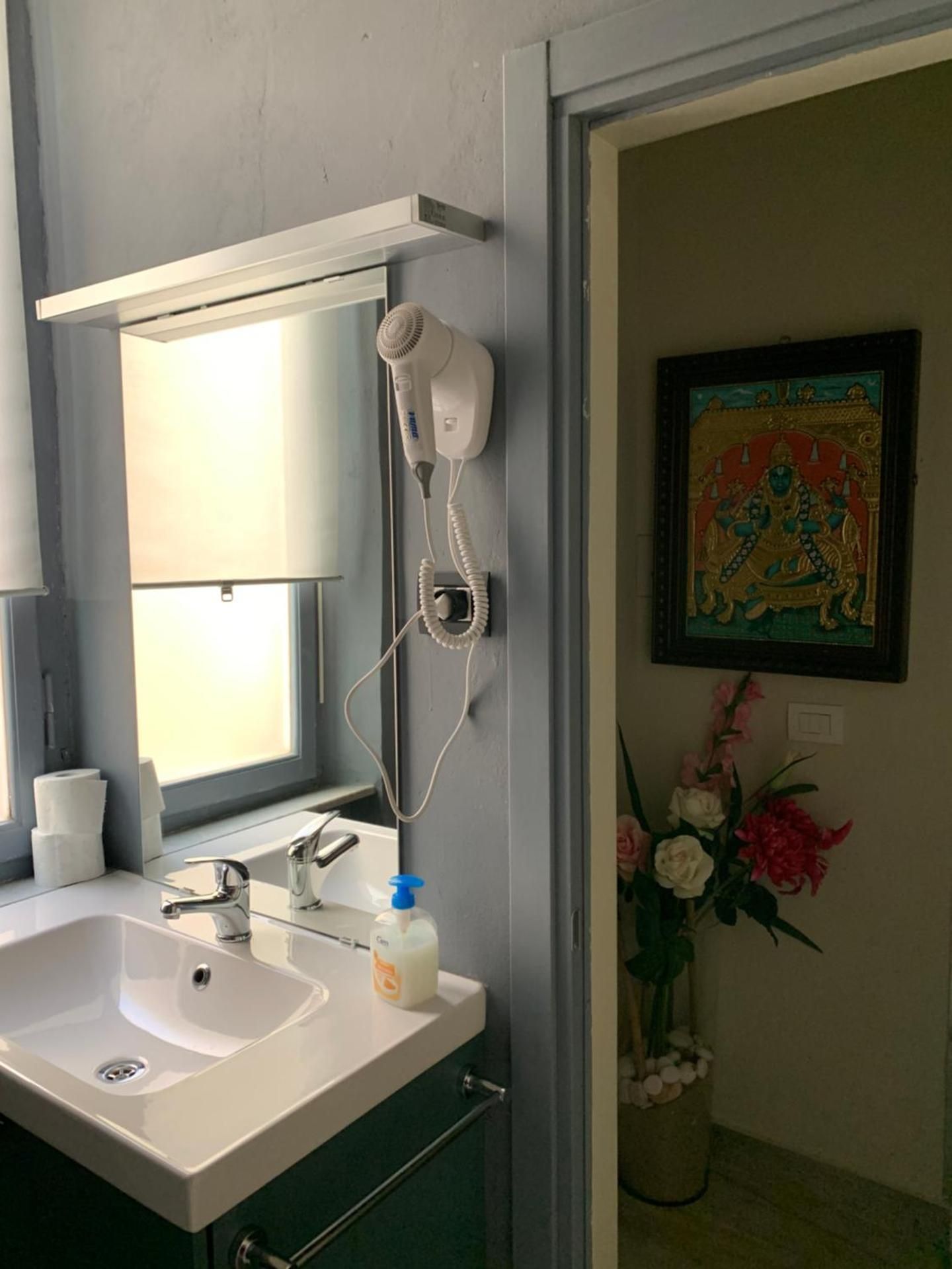 Corridoni Suites Deluxe Single Room with Balcony 2