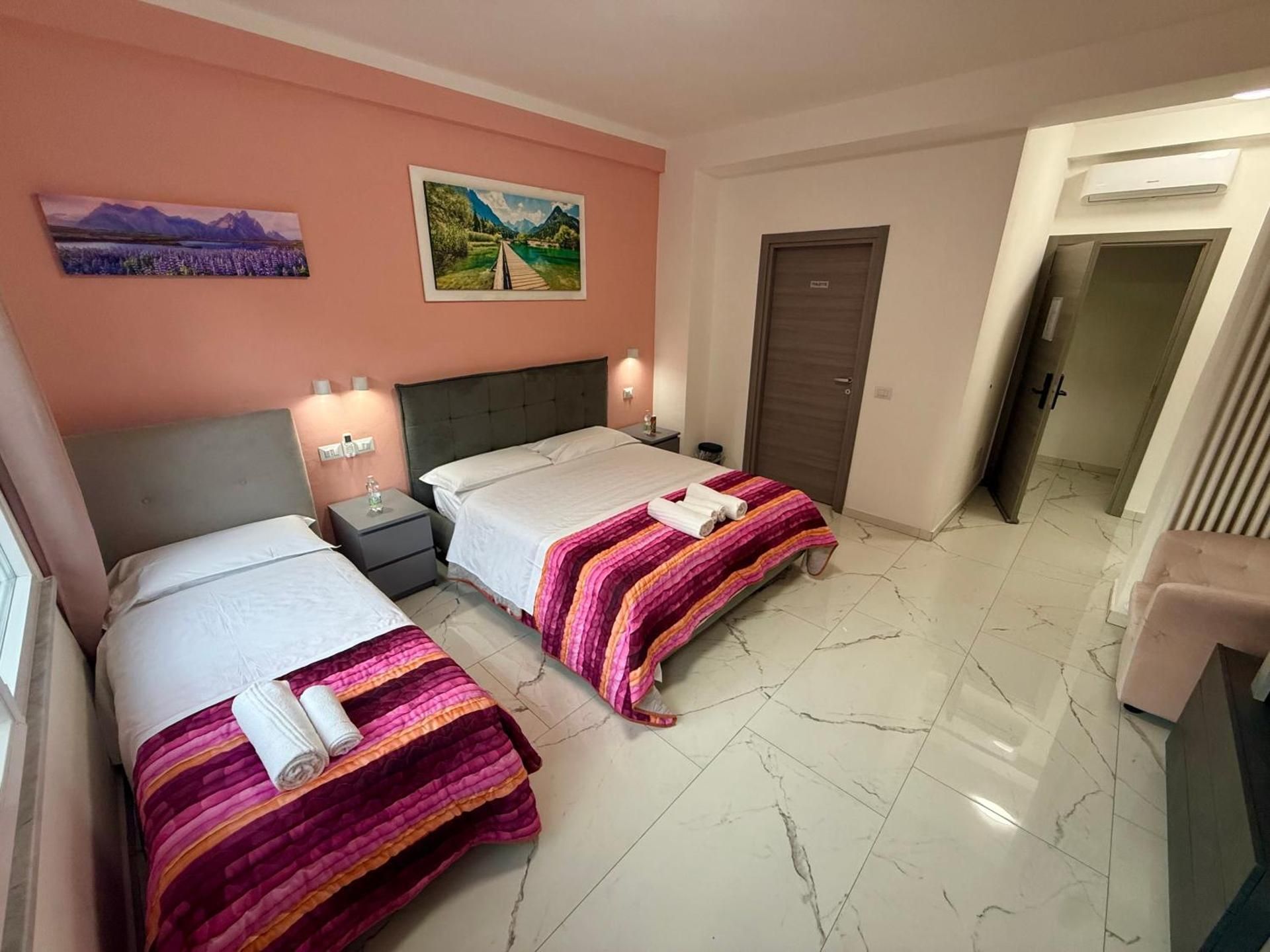 Luxury Triple Room