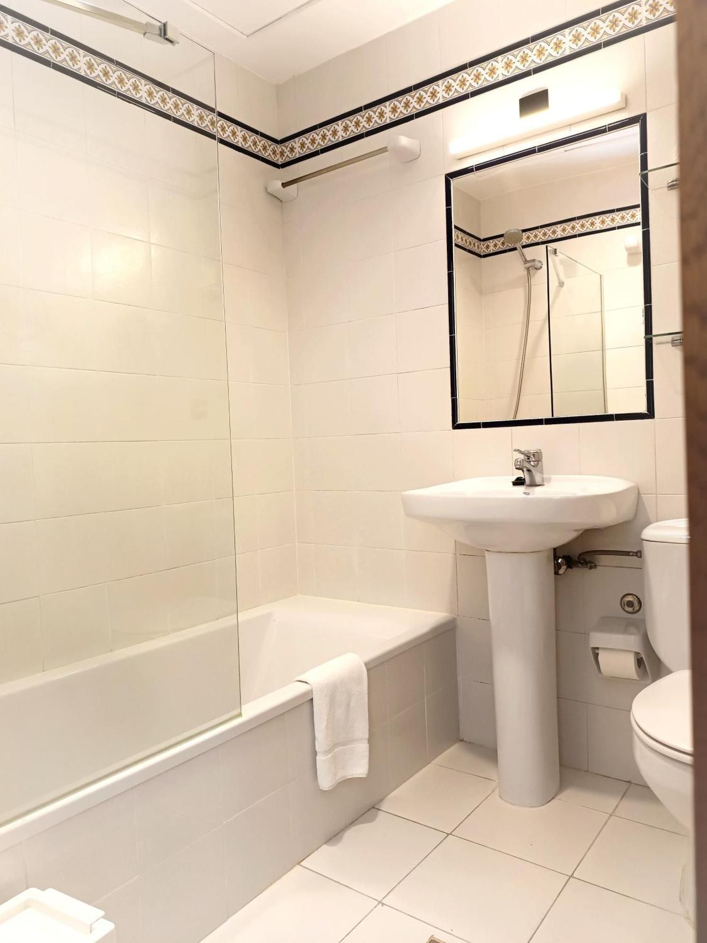 Superior Twin Room with Garden View