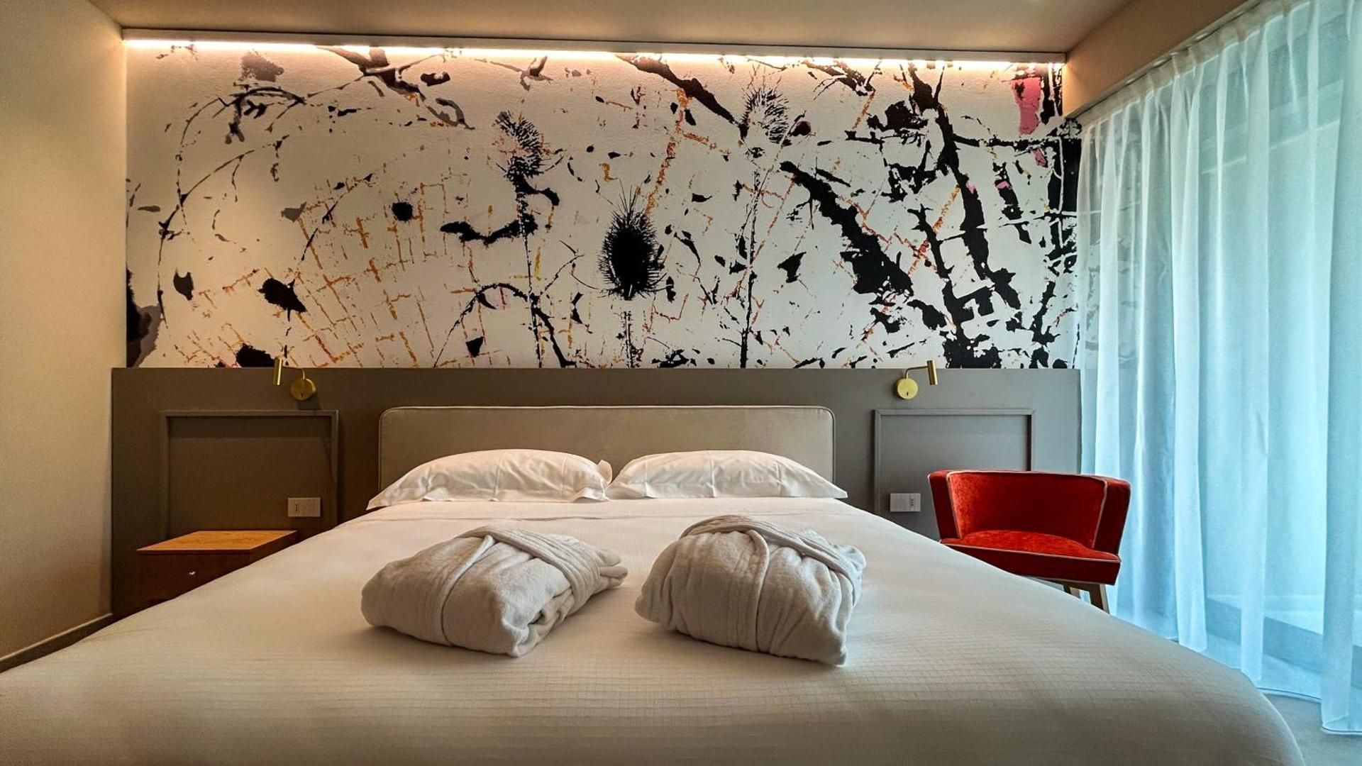 Deluxe Double or Twin Room with Garden View